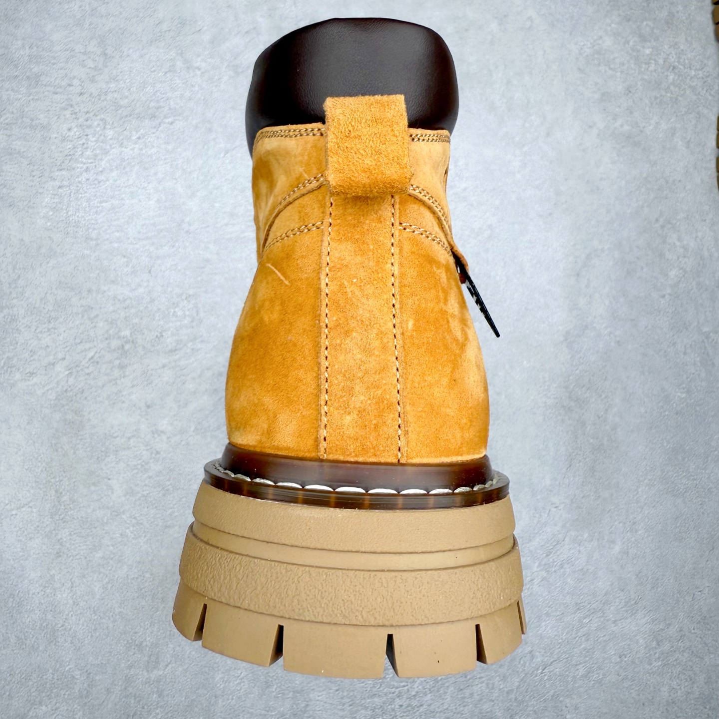 图片[8]-CAT卡特 户外工装轻底休闲马丁靴大黄靴系列 广东大厂品质 全新工艺升级 全鞋真牛皮材料 大底到五金都是代工厂原材料制作 同原版固特异永不开胶工艺 好货不杀猪 首单质量严格把控 全网独家首发 品质毋庸置疑 全套官网统一包装 今年冬季防寒户外专用 日常随意搭配 尺码：39 40 41 42 43 44（皮鞋码）-选品中心