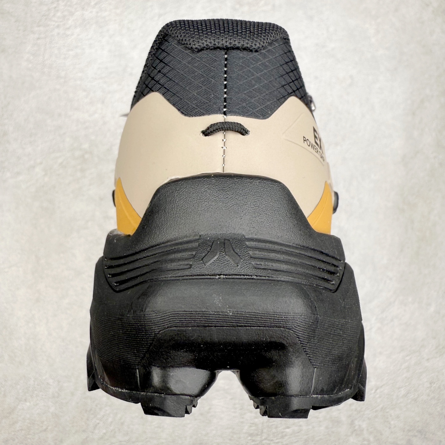 图片[8]-凯乐石 KAILAS FUGA EX3 BOA 25款舒适缓冲徒步 织物TPU减震防滑透气包裹性轻便低帮 超强抓地力越野跑步鞋 KAILAS凯乐石品牌是全球三大全系攀登品牌之一，于2003年创立于中国广州，致力于为有攀登梦想的户外运动员及爱好者，研发制造功能性专业装备，满足他们在极限环境下安全舒适的需求，凯乐石专注于科技面料的开发及专业功能设计，产品线覆盖登山、攀岩、徒步、越野跑山、露营、旅行等多项户外运动，通过运动员的测试反馈，不断进化迭代，产品荣获国内外大奖71座，发明专利21个，更突破性的自主研发攀登器械，打造出中国的攀登硬实力。实拍调校N版已经零色差零失真 百分百还原实物色彩所见即所得 不存在货不对板色差等低级问题 选购参考实物拍摄 不混卖不参货 只用心做好货严格选品 承诺混一赔十 尺码：36 36.5 37.5 38 38.5 39 40 40.5 41 42 42.5 43 44 44.5 45-选品中心