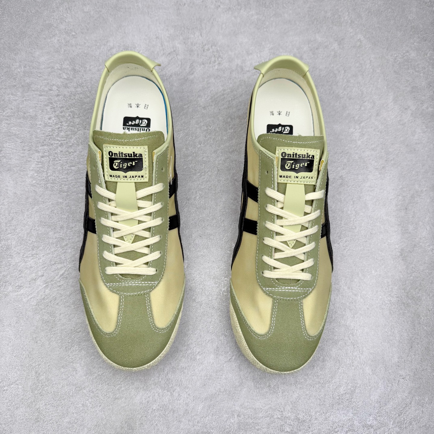 图片[2]-＃C版 Asics Onitsuka Tiger MEXICO 66 亚瑟士鬼冢虎复古经典板鞋 市场王者选手 海外订单工厂出品 长期生产补货永不断码 超成熟稳定的做工品控 原装全套纸板楦头开发 原汁原味 完美呈现版型 私模正确鞋底咬花纹路 一比一鞋头弧度高度鞋身弧度 绝不口嗨 细节品控鞋型随意秒杀市面 原档咬花纹路私模大底 一个单元有六个三角形 总体形拼接呈现花瓣状 官方四联吊牌 原装Ortholite轻量化鞋垫 原盒原配 质保卡 说明书 钢印防尘纸 纸板中底带钢印 乳胶组合鞋垫 支持全方位的对比专柜 产品从款式颜色造型上体现出追求舒适和细节的完美 鞋类更是推崇手工制作的严谨与完美 融舒适性与可穿性的设计风格 注重细节的完美和别致魅力 既保持稳重 又不失轻松的时尚感 尺码：36 37 37.5 38 39 39.5 40 40.5 41.5 42 42.5 43.5 44 45-选品中心