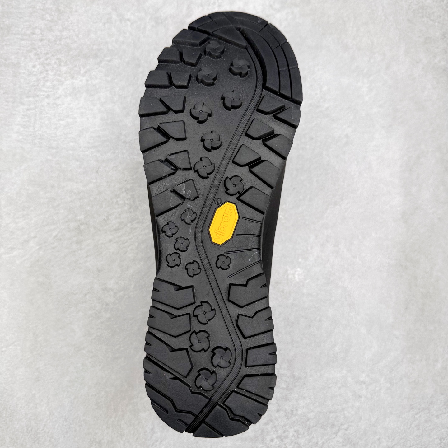 图片[9]-THE NORTH FACE GLENCLYFFE 北面格伦斯尼斯系列低帮机能户外风徒步登山运动训练鞋 舒适百搭织物低帮休闲城市通勤跑步鞋 原楦型开发纸版 采用防剐蹭复合麂皮组合模塑鞋头橡胶片鞋面材质 中底嵌入EVA缓震组合耐磨锯齿耐磨橡胶大底 尺码：37 38 38.5 39 40 40.5 41 42 42.5 43 44 44.5 45-选品中心