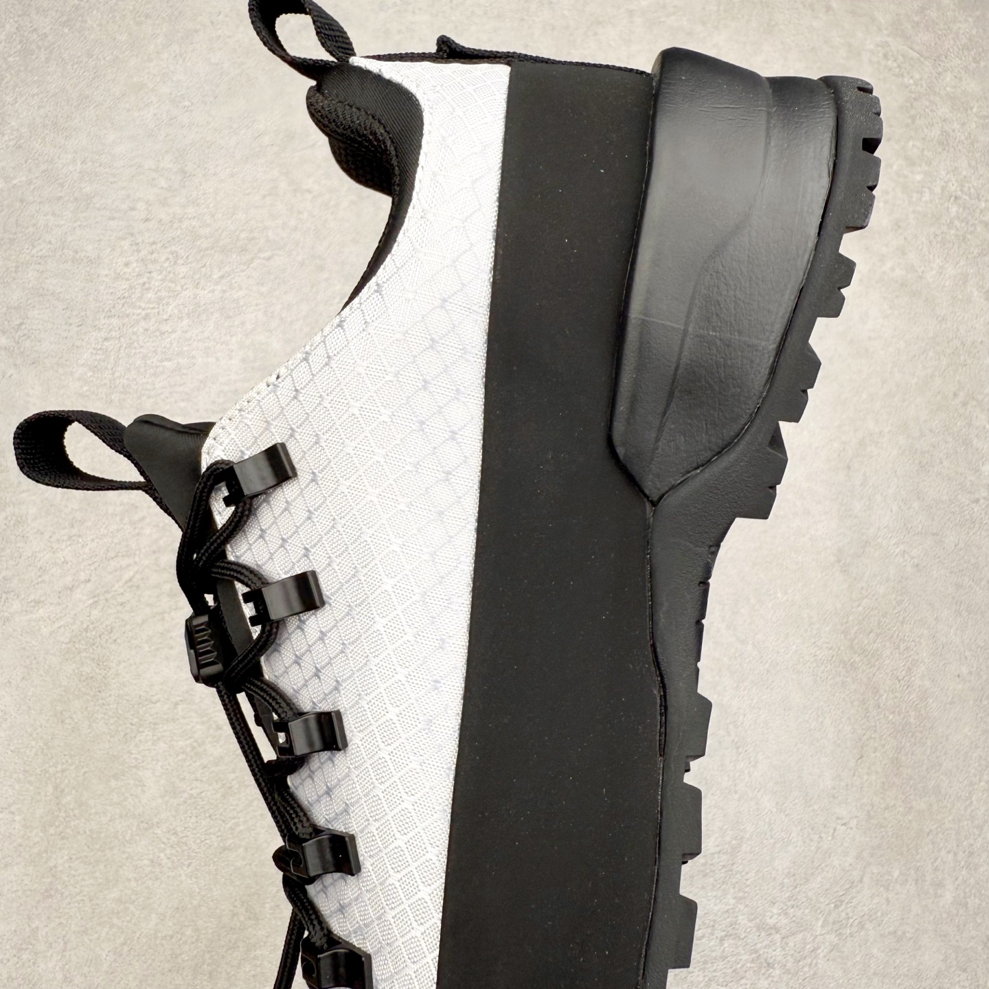 图片[7]-THE NORTH FACE GLENCLYFFE 北面格伦斯尼斯系列低帮机能户外风徒步登山运动训练鞋 舒适百搭织物低帮休闲城市通勤跑步鞋 原楦型开发纸版 采用防剐蹭复合麂皮组合模塑鞋头橡胶片鞋面材质 中底嵌入EVA缓震组合耐磨锯齿耐磨橡胶大底 尺码：37 38 38.5 39 40 40.5 41 42 42.5 43 44 44.5 45-选品中心