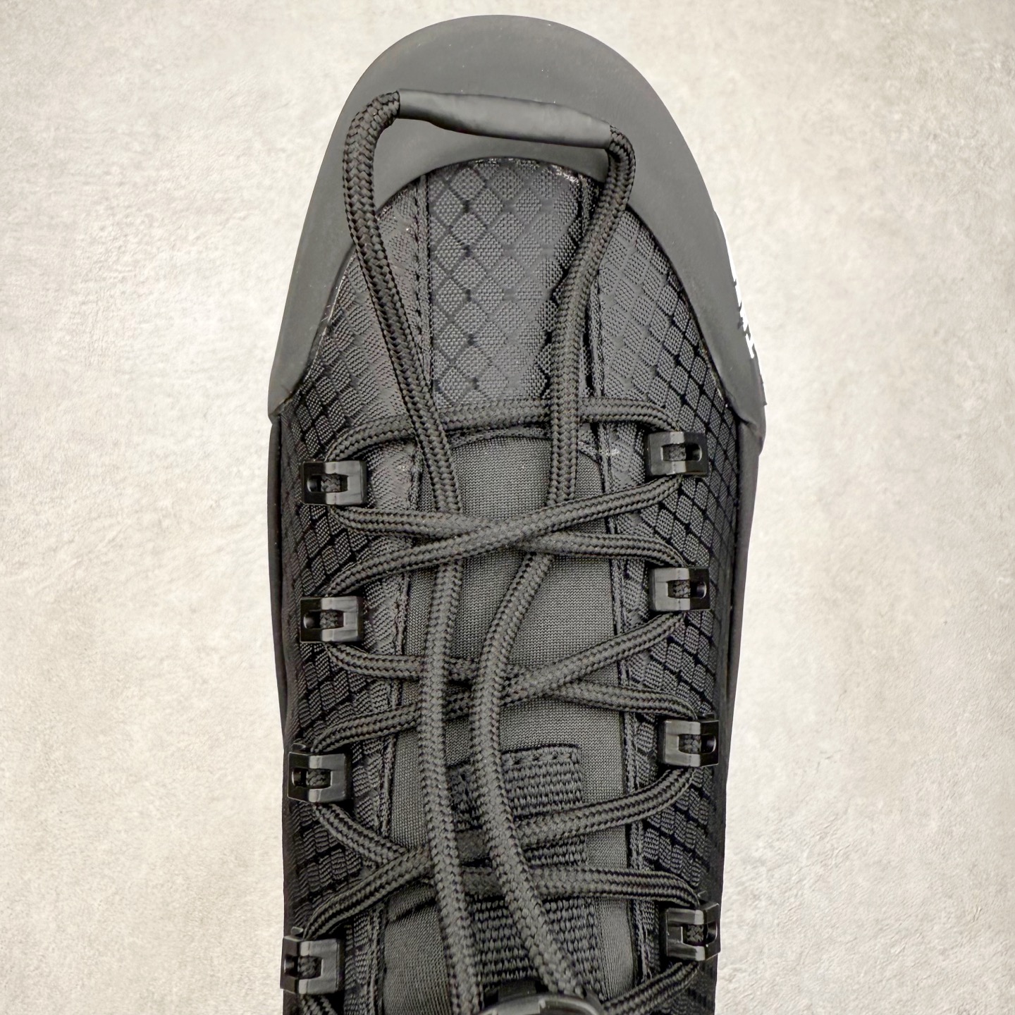 图片[4]-THE NORTH FACE GLENCLYFFE 北面格伦斯尼斯系列低帮机能户外风徒步登山运动训练鞋 舒适百搭织物低帮休闲城市通勤跑步鞋 原楦型开发纸版 采用防剐蹭复合麂皮组合模塑鞋头橡胶片鞋面材质 中底嵌入EVA缓震组合耐磨锯齿耐磨橡胶大底 尺码：37 38 38.5 39 40 40.5 41 42 42.5 43 44 44.5 45-选品中心