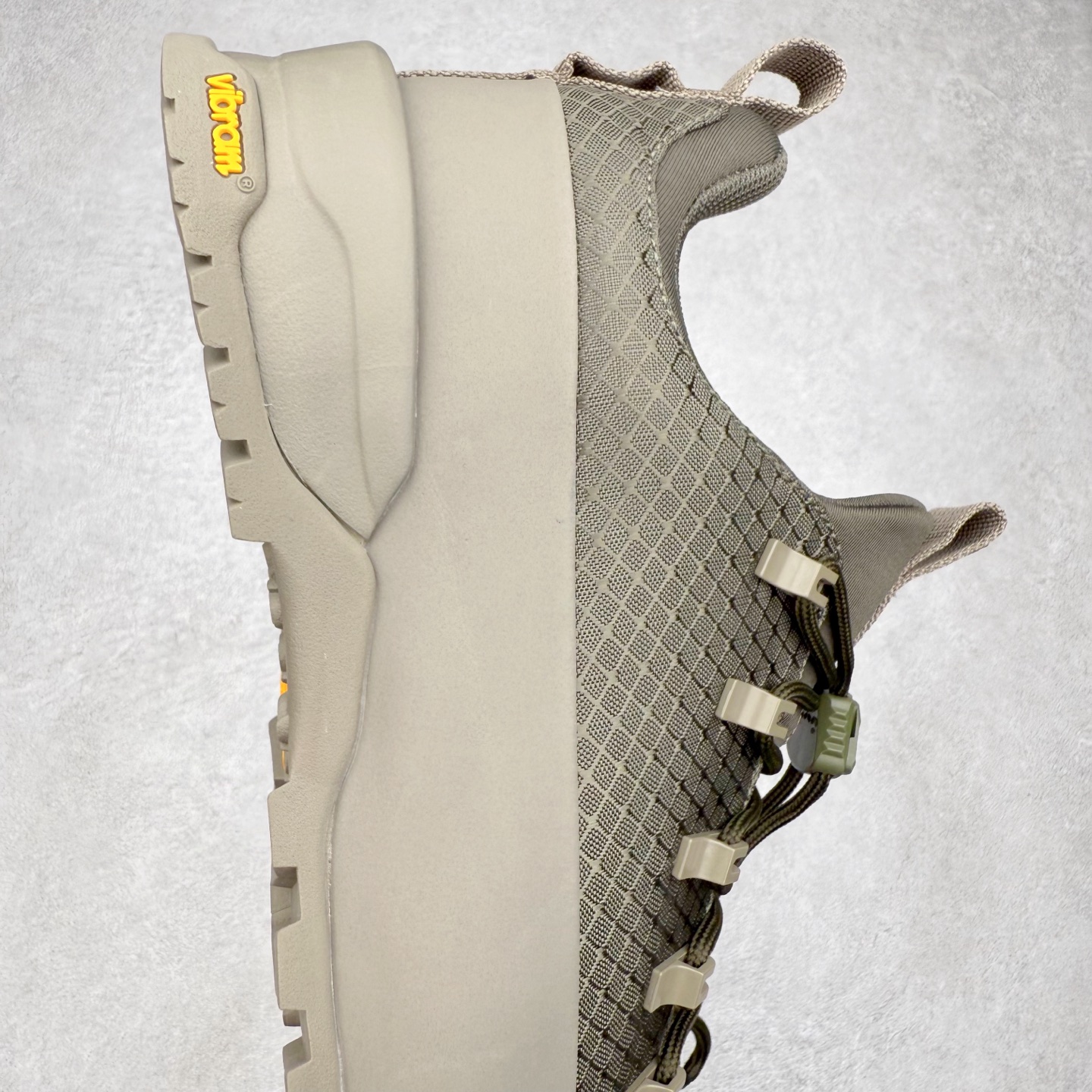 图片[6]-THE NORTH FACE GLENCLYFFE 北面格伦斯尼斯系列低帮机能户外风徒步登山运动训练鞋 舒适百搭织物低帮休闲城市通勤跑步鞋 原楦型开发纸版 采用防剐蹭复合麂皮组合模塑鞋头橡胶片鞋面材质 中底嵌入EVA缓震组合耐磨锯齿耐磨橡胶大底 尺码：37 38 38.5 39 40 40.5 41 42 42.5 43 44 44.5 45-选品中心