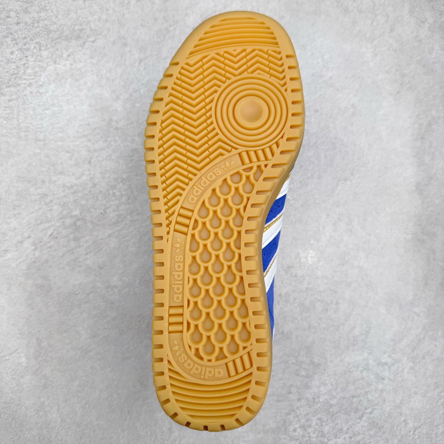 图片[9]-AD Originals Hand 2.0 百搭舒适耐磨低帮板鞋 男女同款 实拍调校N版已经零色差零失真 百分百还原实物色彩所见即所得 不存在货不对板色差等低级问题 选购参考实物拍摄 不混卖不参货 只用心做好货严格选品 承诺混一赔十 尺码：36 36.5 37.5 38 38.5 39 40 40.5 41 42 42.5 43 44 44.5 45-选品中心