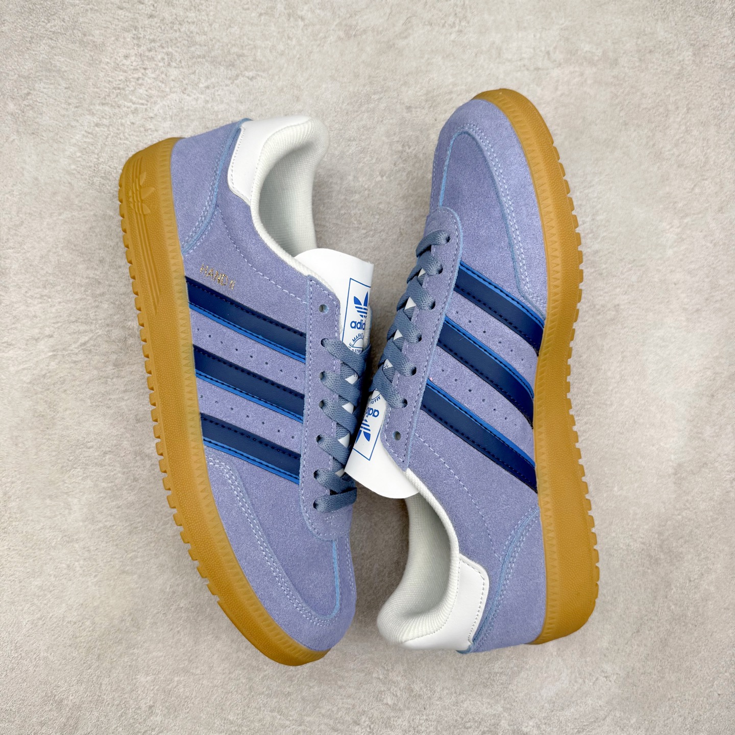 图片[3]-AD Originals Hand 2.0 百搭舒适耐磨低帮板鞋 男女同款 实拍调校N版已经零色差零失真 百分百还原实物色彩所见即所得 不存在货不对板色差等低级问题 选购参考实物拍摄 不混卖不参货 只用心做好货严格选品 承诺混一赔十 尺码：36 36.5 37.5 38 38.5 39 40 40.5 41 42 42.5 43 44 44.5 45-选品中心