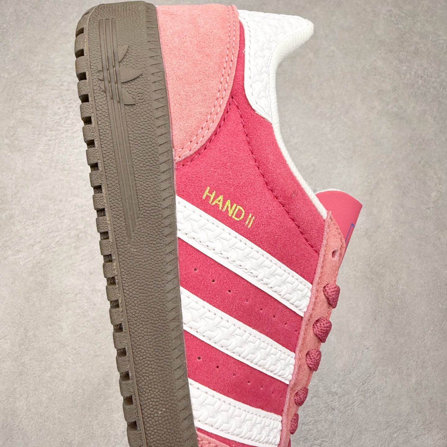 图片[6]-AD Originals Hand 2.0 百搭舒适耐磨低帮板鞋 男女同款 实拍调校N版已经零色差零失真 百分百还原实物色彩所见即所得 不存在货不对板色差等低级问题 选购参考实物拍摄 不混卖不参货 只用心做好货严格选品 承诺混一赔十 尺码：36 36.5 37.5 38 38.5 39 40 40.5 41 42 42.5 43 44 44.5 45-选品中心