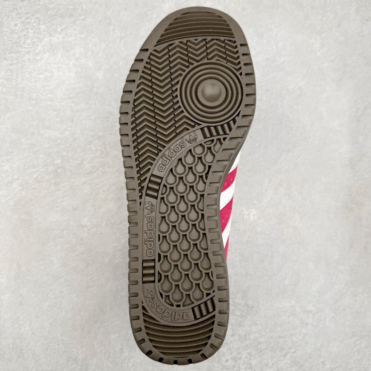 图片[9]-AD Originals Hand 2.0 百搭舒适耐磨低帮板鞋 男女同款 实拍调校N版已经零色差零失真 百分百还原实物色彩所见即所得 不存在货不对板色差等低级问题 选购参考实物拍摄 不混卖不参货 只用心做好货严格选品 承诺混一赔十 尺码：36 36.5 37.5 38 38.5 39 40 40.5 41 42 42.5 43 44 44.5 45-选品中心