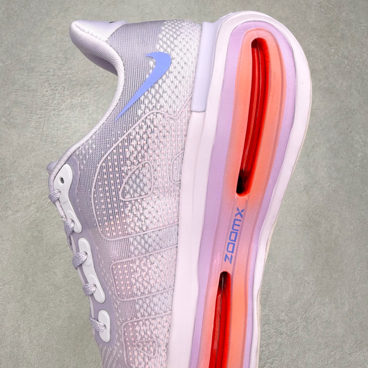 图片[7]-NK Vomero Premium 时尚舒适 网布防滑耐磨 低帮跑步鞋 HM5973-400 实拍调校N版已经零色差零失真 百分百还原实物色彩所见即所得 不存在货不对板色差等低级问题 选购参考实物拍摄 不混卖不参货 只用心做好货严格选品 承诺混一赔十 尺码：36 36.5 37.5 38 38.5 39 40 40.5 41 42 42.5 43 44 44.5 45-选品中心