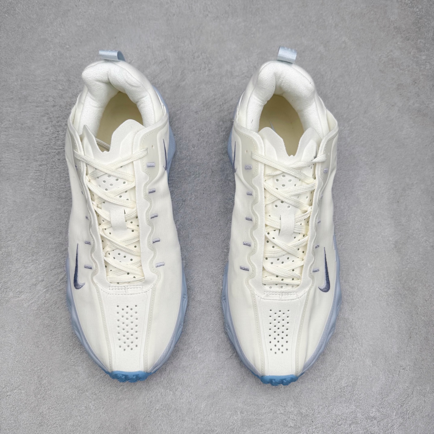 图片[2]-HYEIN SEO x NK Ava Rover 百搭舒适耐磨低帮跑步鞋 男女同款 流线型轮廓，通过轻薄物料鞋面结合 TPU 网格状支撑示人，增厚的中底材质选用 ReactX 加持，华夫外底收尾。鞋垫与后跟鞋提，克制点缀 Hyein Seo 字样。鞋垫与鞋提则采用菱形格纹的变化元素呈现。实拍调校N版已经零色差零失真 百分百还原实物色彩所见即所得 不存在货不对板色差等低级问题 选购参考实物拍摄 不混卖不参货 只用心做好货严格选品 承诺混一赔十 尺码：36 36.5 37.5 38 38.5 39 40 40.5 41 42 42.5 43 44 44.5 45-选品中心