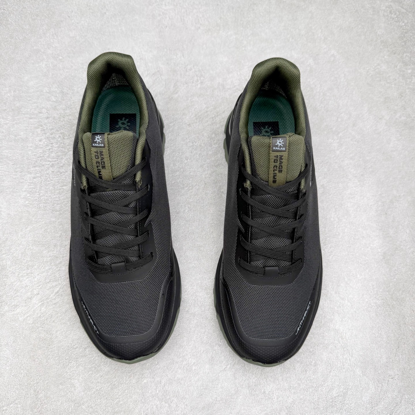 图片[2]-＃HP纯原 KAILAS 凯乐石 界山户外运动舒适时尚防滑透气低帮登山徒步鞋 KAILAS凯乐石品牌是全球三大全系攀登品牌之一，于2003年创立于中国广州，致力于为有攀登梦想的户外运动员及爱好者，研发制造功能性专业装备，满足他们在极限环境下安全舒适的需求，凯乐石专注于科技面料的开发及专业功能设计，产品线覆盖登山、攀岩、徒步、越野跑山、露营、旅行等多项户外运动，通过运动员的测试反馈，不断进化迭代，产品荣获国内外大奖71座，发明专利21个，更突破性的自主研发攀登器械，打造出中国的攀登硬实力。实拍调校N版已经零色差零失真 百分百还原实物色彩所见即所得 不存在货不对板色差等低级问题 选购参考实物拍摄 不混卖不参货 只用心做好货严格选品 承诺混一赔十 尺码：36 36.5 37.5 38 38.5 39 40 40.5 41 42 42.5 43 44 44.5 45-选品中心