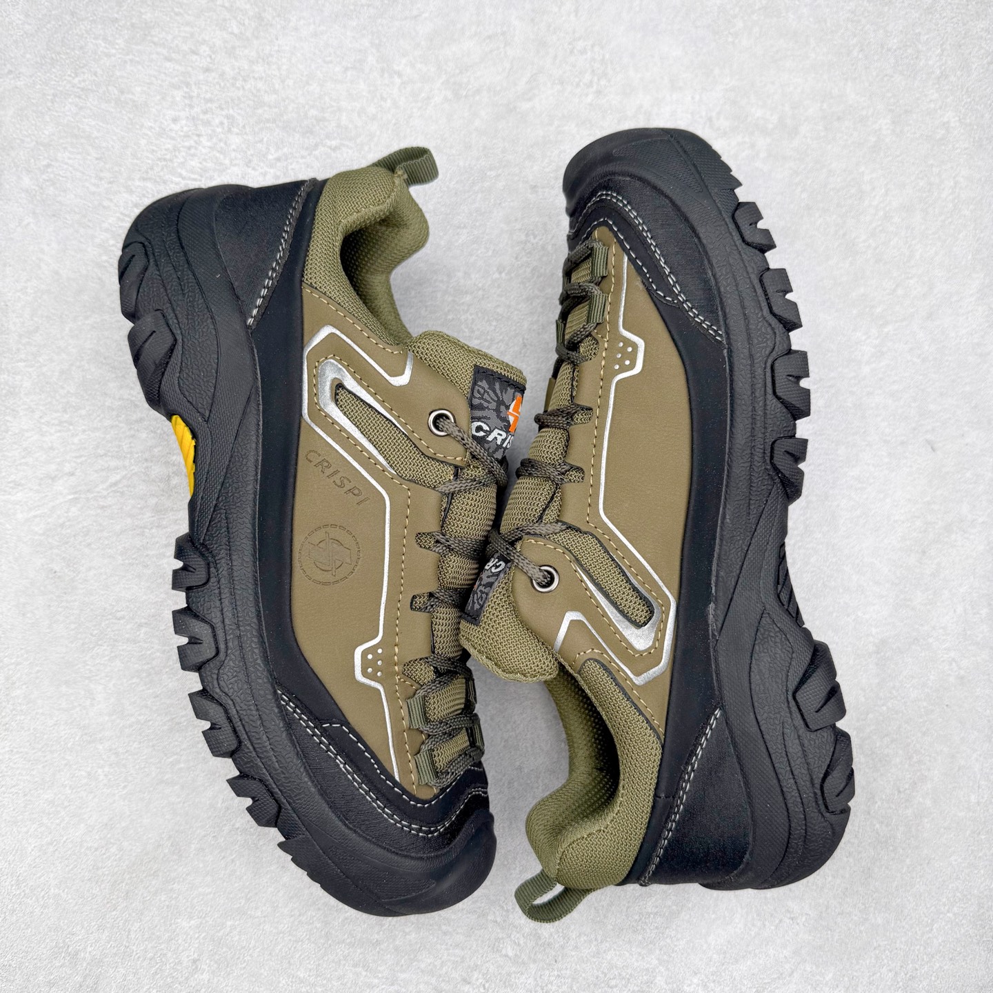 图片[3]-CAMEL骆驼 耐磨防滑 徒步登山 低帮 户外功能鞋 CAMEL骆驼，前身是来自天津的骆驼牌皮鞋厂，创立于1930年。经历近百年的市场激荡，CAMEL骆驼以个性、勇敢、探索及进取精神的丰富内涵成为风摩全球的户外运动品牌。以打造专业户外品牌为发展目标，以户外功能性体验为核心竞争力。CAMEL骆驼始终坚定把控产品高品质的需求，倾力研发出ENFO-TECH高科技系列，取得多项海内外重磅品质大奖，也收获了众多用户的信任和好评。截至目前，已有近4000家线下门店和5000万VIP客户，全面覆盖中国一二线城市，行销全球100多个国家和地区。未来，骆驼仍将继续追求高品质多样化的产品供应，为用户打造更舒适的户外穿着体验。实拍调校N版已经零色差零失真 百分百还原实物色彩所见即所得 不存在货不对板色差等低级问题 选购参考实物拍摄 不混卖不参货 只用心做好货严格选品 承诺混一赔十 尺码：36 36.5 37.5 38 38.5 39 40 40.5 41 42 42.5 43 44 44.5 45-选品中心