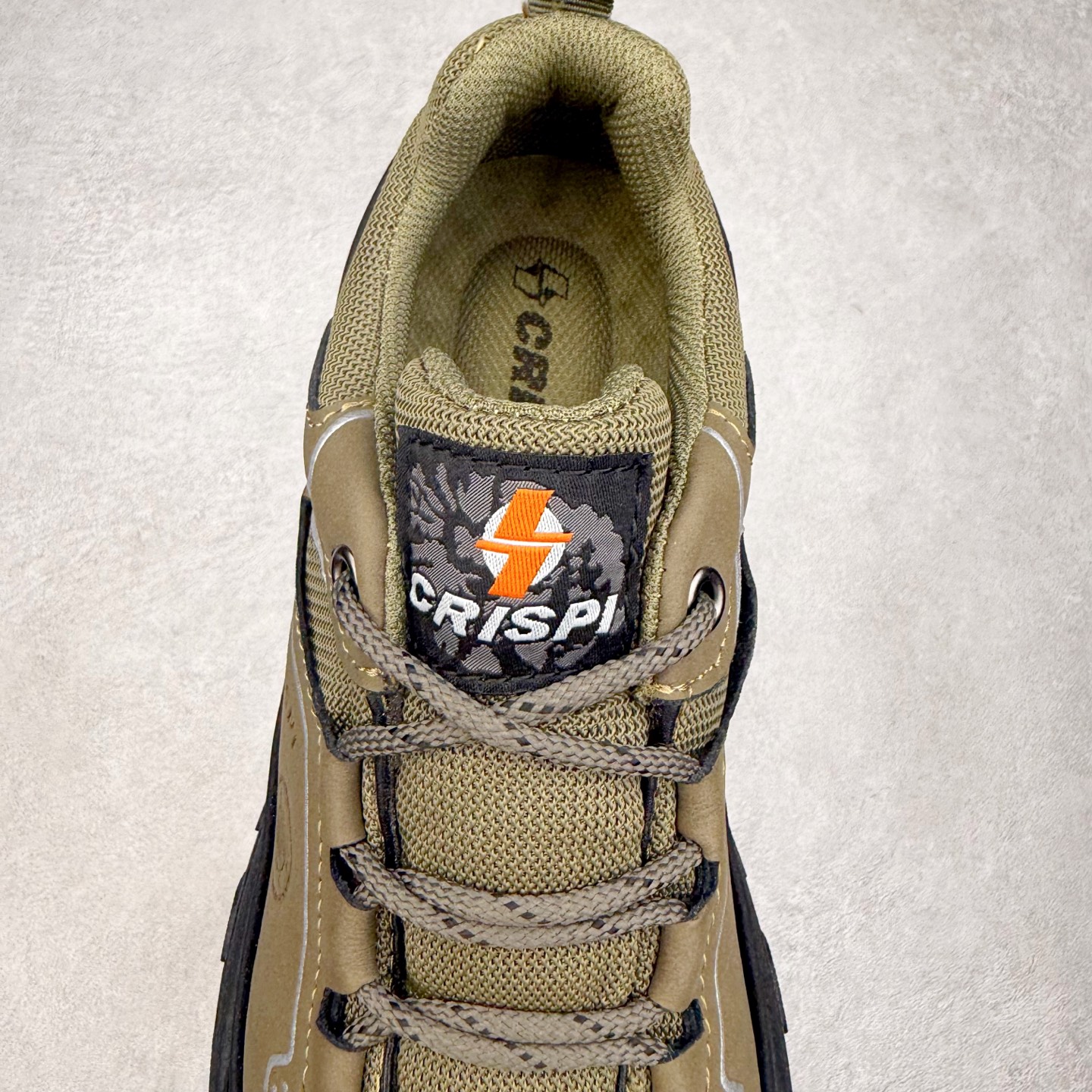 图片[5]-CAMEL骆驼 耐磨防滑 徒步登山 低帮 户外功能鞋 CAMEL骆驼，前身是来自天津的骆驼牌皮鞋厂，创立于1930年。经历近百年的市场激荡，CAMEL骆驼以个性、勇敢、探索及进取精神的丰富内涵成为风摩全球的户外运动品牌。以打造专业户外品牌为发展目标，以户外功能性体验为核心竞争力。CAMEL骆驼始终坚定把控产品高品质的需求，倾力研发出ENFO-TECH高科技系列，取得多项海内外重磅品质大奖，也收获了众多用户的信任和好评。截至目前，已有近4000家线下门店和5000万VIP客户，全面覆盖中国一二线城市，行销全球100多个国家和地区。未来，骆驼仍将继续追求高品质多样化的产品供应，为用户打造更舒适的户外穿着体验。实拍调校N版已经零色差零失真 百分百还原实物色彩所见即所得 不存在货不对板色差等低级问题 选购参考实物拍摄 不混卖不参货 只用心做好货严格选品 承诺混一赔十 尺码：36 36.5 37.5 38 38.5 39 40 40.5 41 42 42.5 43 44 44.5 45-选品中心