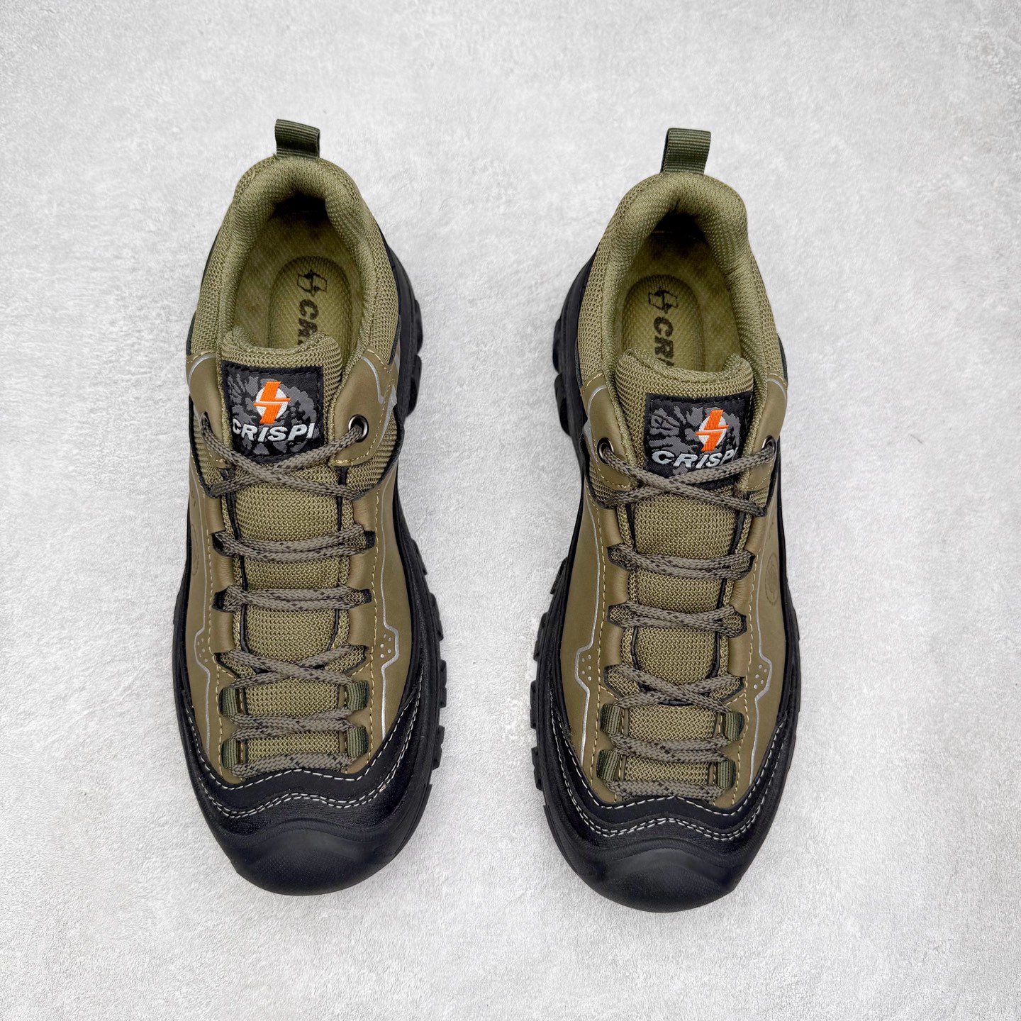 图片[2]-CAMEL骆驼 耐磨防滑 徒步登山 低帮 户外功能鞋 CAMEL骆驼，前身是来自天津的骆驼牌皮鞋厂，创立于1930年。经历近百年的市场激荡，CAMEL骆驼以个性、勇敢、探索及进取精神的丰富内涵成为风摩全球的户外运动品牌。以打造专业户外品牌为发展目标，以户外功能性体验为核心竞争力。CAMEL骆驼始终坚定把控产品高品质的需求，倾力研发出ENFO-TECH高科技系列，取得多项海内外重磅品质大奖，也收获了众多用户的信任和好评。截至目前，已有近4000家线下门店和5000万VIP客户，全面覆盖中国一二线城市，行销全球100多个国家和地区。未来，骆驼仍将继续追求高品质多样化的产品供应，为用户打造更舒适的户外穿着体验。实拍调校N版已经零色差零失真 百分百还原实物色彩所见即所得 不存在货不对板色差等低级问题 选购参考实物拍摄 不混卖不参货 只用心做好货严格选品 承诺混一赔十 尺码：36 36.5 37.5 38 38.5 39 40 40.5 41 42 42.5 43 44 44.5 45-选品中心