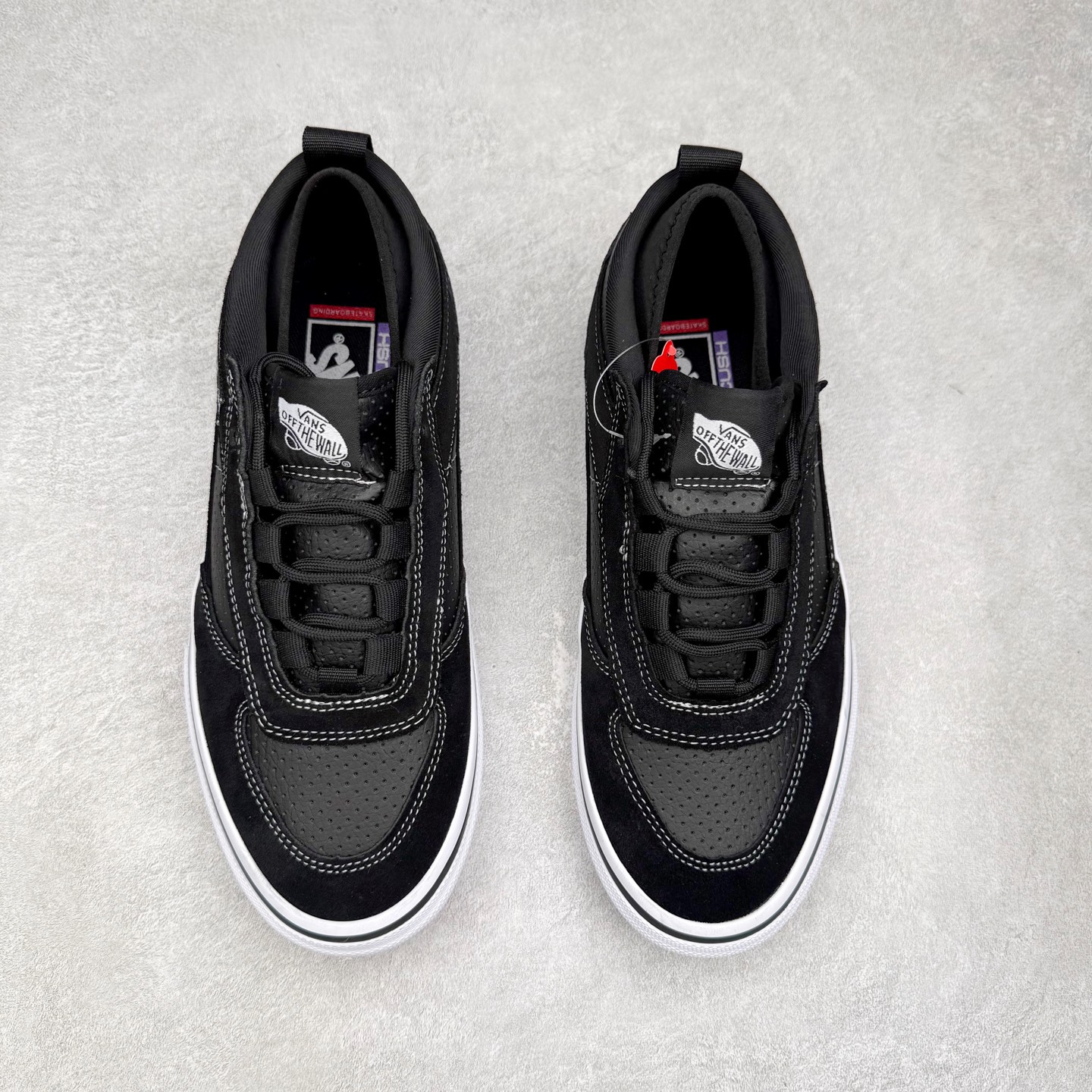 图片[2]-PALACE x Vans Half Cab 黑白 官方新款 舒适百搭轻便滑板鞋 货号：VN0007QXBA21 尺码：35 36 36.5 37 38 38.5 39 40 40.5 41 42 42.5 43 44 45-选品中心