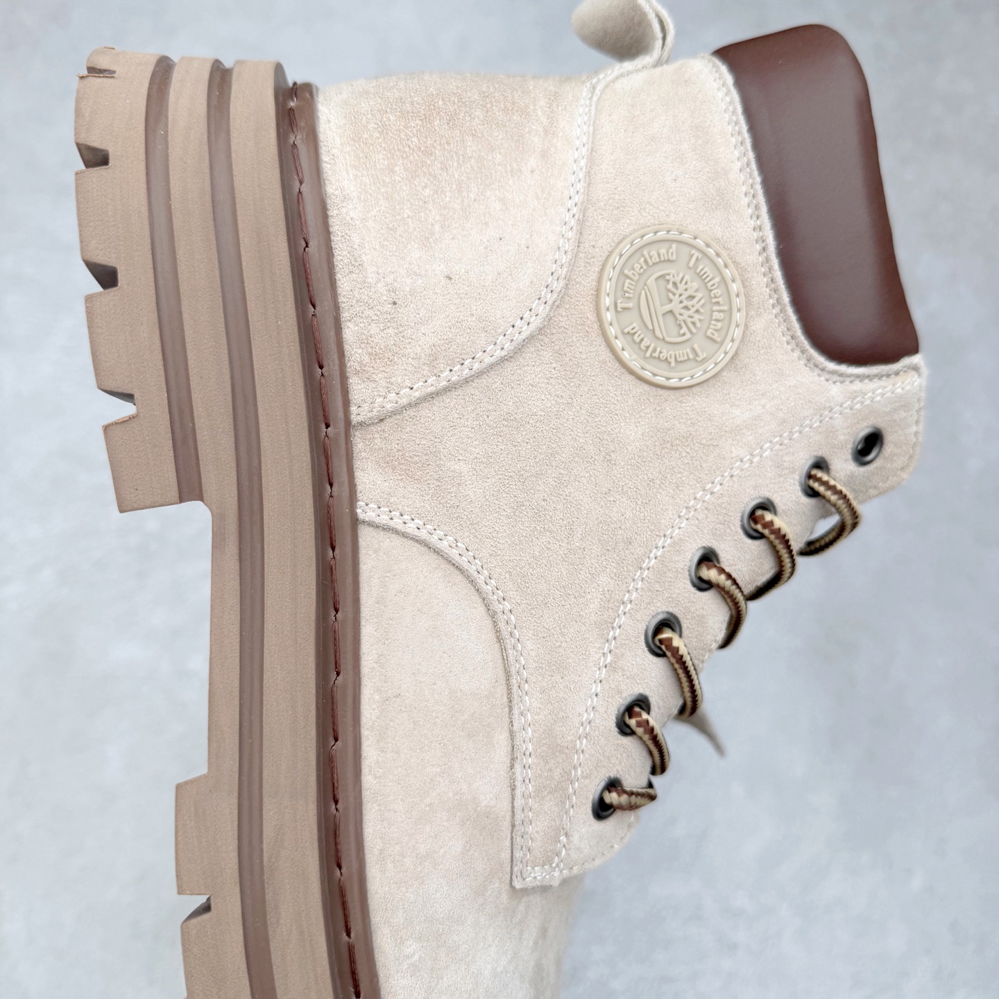 图片[6]-Timberland添柏岚/天伯伦户外中帮休闲大黄靴系列 广东大厂品质 原盒原包装 面料采用意大利🇮🇹顶级磨砂细纹牛皮 搭配防臭防腐真皮乳胶鞋垫 给您完美的穿着体验 质量考究耐穿 型男必备 专治不帅 高品质脚感一流 尺码：38 39 40 41 42 43 44（皮鞋码）-选品中心