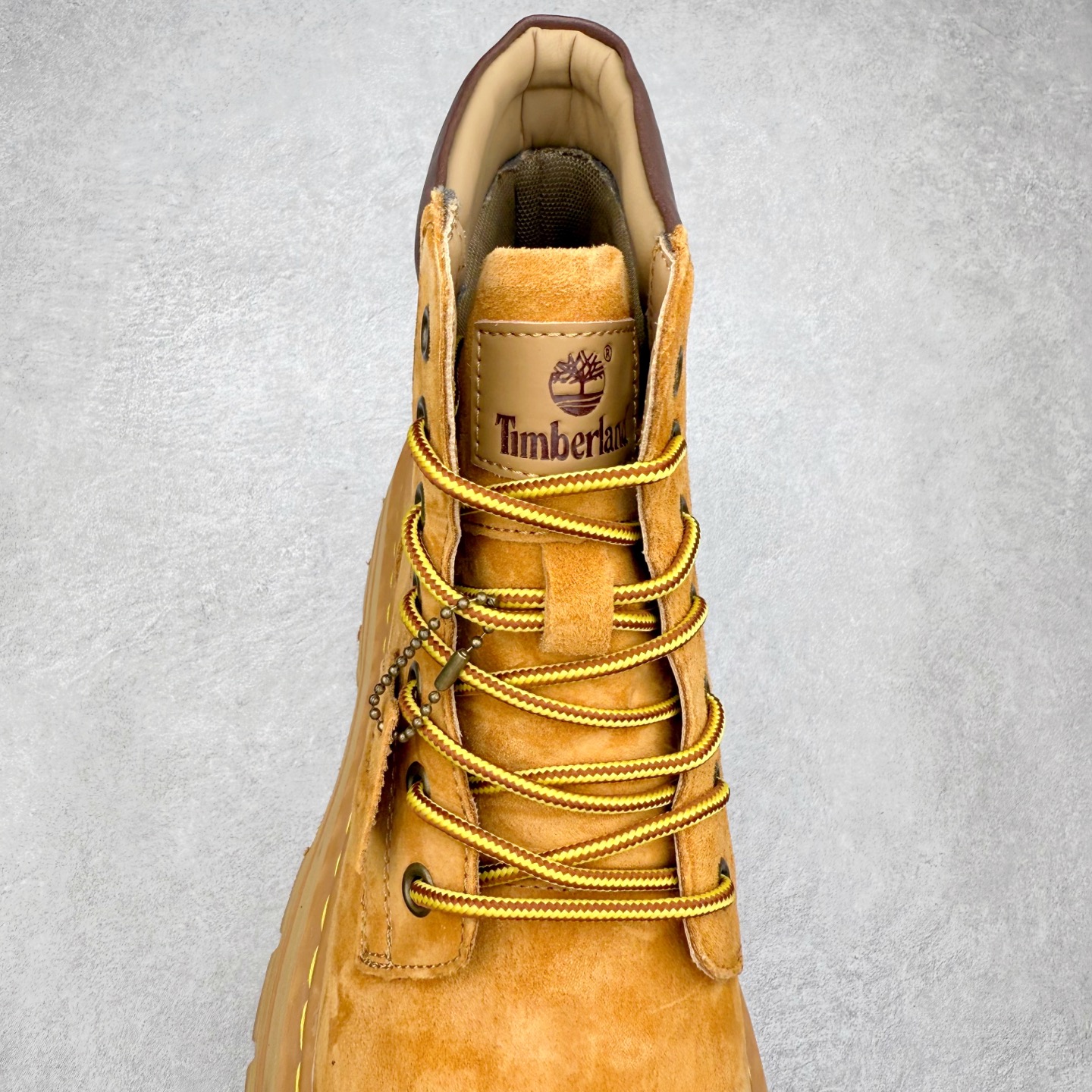 图片[5]-Timberland添柏岚/天伯伦户外中帮休闲大黄靴系列 广东大厂品质 原盒原包装 面料采用意大利🇮🇹顶级磨砂细纹牛皮 搭配防臭防腐真皮乳胶鞋垫 给您完美的穿着体验 质量考究耐穿 型男必备 专治不帅 高品质脚感一流 尺码：38 39 40 41 42 43 44（皮鞋码）-选品中心