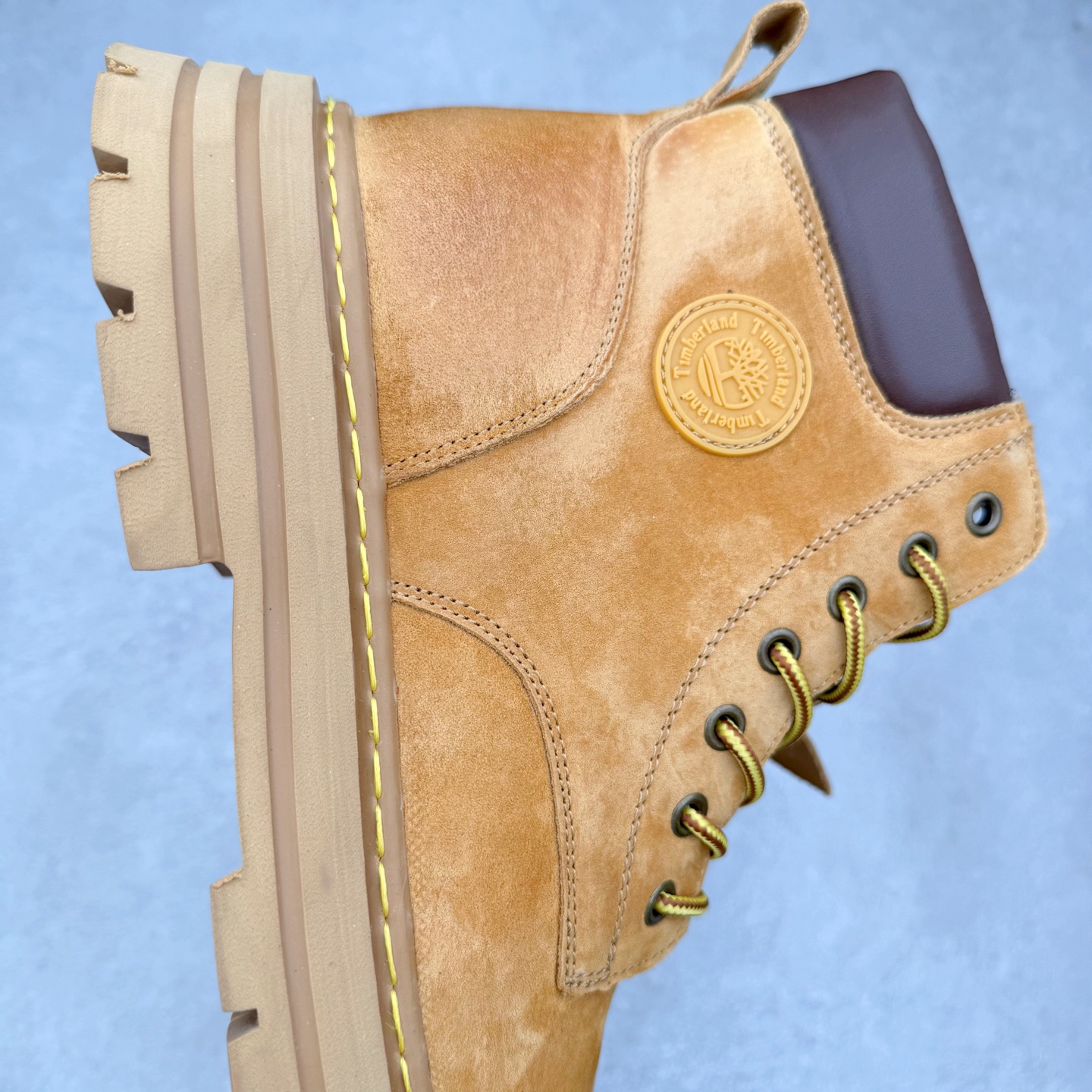 图片[6]-Timberland添柏岚/天伯伦户外中帮休闲大黄靴系列 广东大厂品质 原盒原包装 面料采用意大利🇮🇹顶级磨砂细纹牛皮 搭配防臭防腐真皮乳胶鞋垫 给您完美的穿着体验 质量考究耐穿 型男必备 专治不帅 高品质脚感一流 尺码：38 39 40 41 42 43 44（皮鞋码）-选品中心