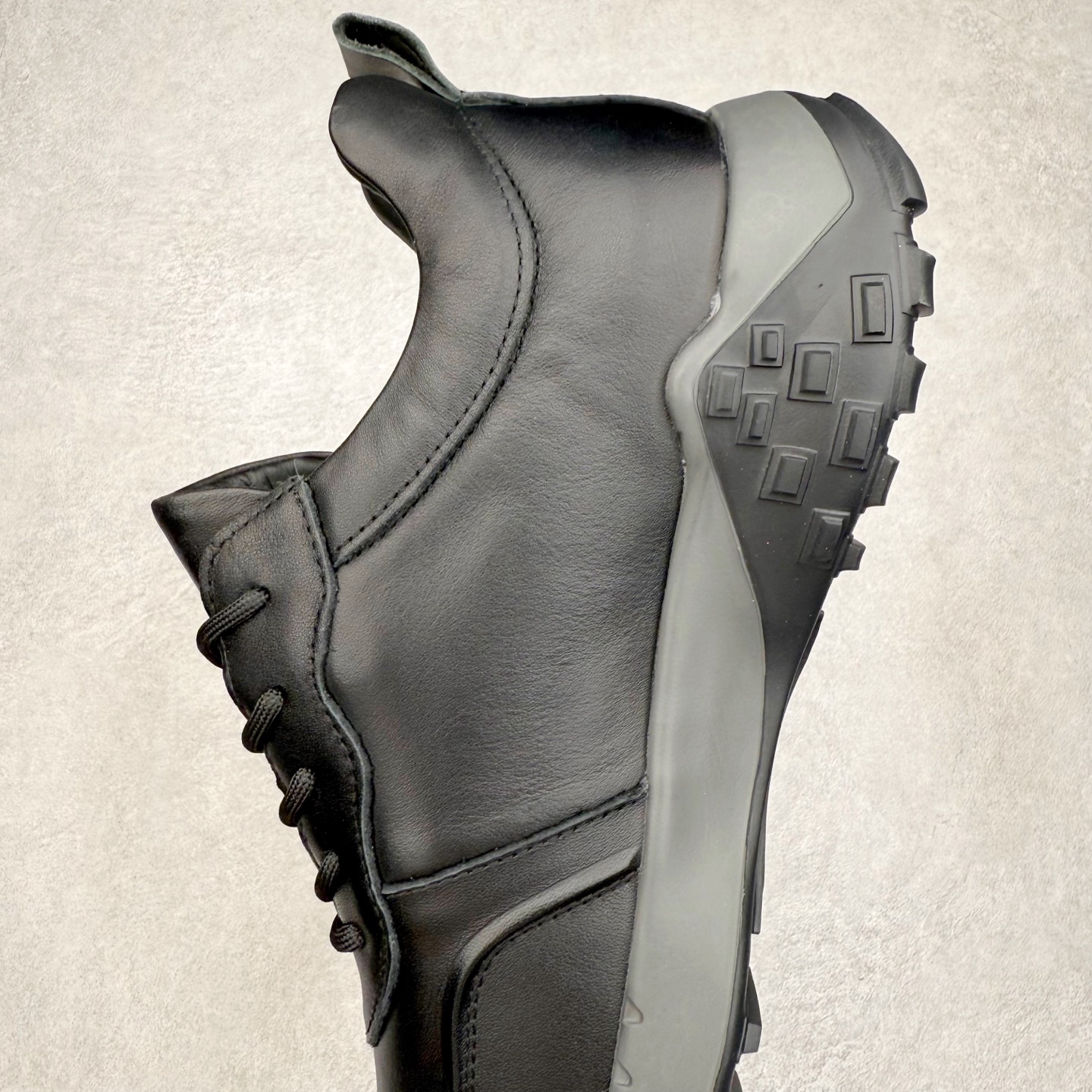 图片[7]-ECCO爱步健身男鞋 2023秋新款BIOM缓震舒适慢跑鞋 健步2.0 系列黄景瑜同款 城市运动鞋 GORE-TEX防水技术结合了优化的透气性和潮湿性天气防护的功能 直接注塑工艺连接鞋面与鞋底 一体成型，合脚耐穿 BIOM自然律动科技，令双足自然平行落地 长效缓震，带来裸足运动体验 橡胶大底，抓地力强，具有良好的防滑耐磨性 缓震透气 适跑畅练 尺码：39 40 41 42 43 44（正常码）-选品中心