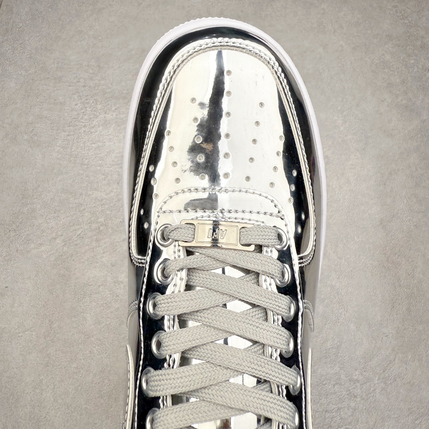 图片[4]-NK Air Force 1´07 Low 空军一号低帮百搭休闲运动板鞋 CQ6566-001 柔软、弹性十足的缓震性能和出色的中底设计 横跨复古与现代的外型结合 造就出风靡全球 三十多年的Force 1 直到今天还深受青睐 实拍调校N版已经零色差零失真 百分百还原实物色彩所见即所得 不存在货不对板色差等低级问题 选购参考实物拍摄 不混卖不参货 只用心做好货严格选品 承诺混一赔十 尺码：36 36.5 37.5 38 38.5 39 40 40.5 41 42 42.5 43 44 44.5 45-选品中心