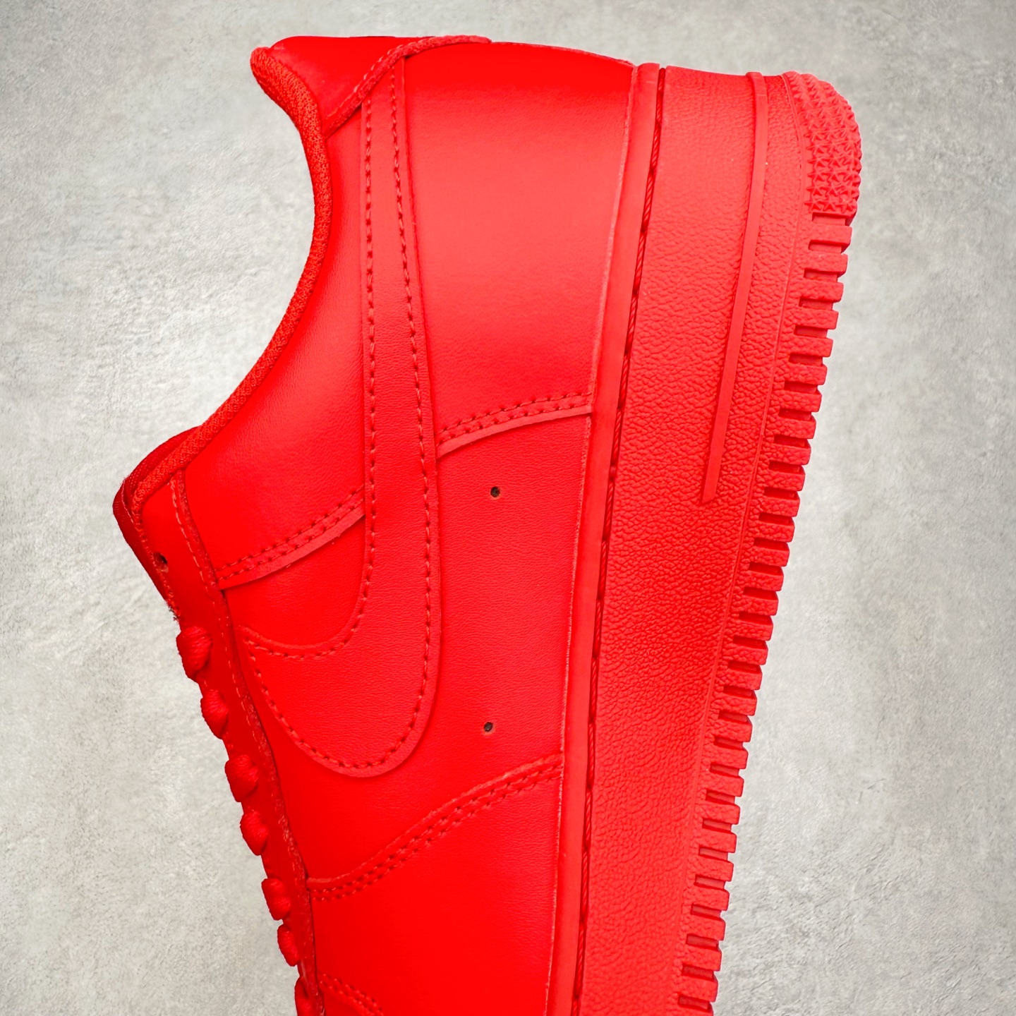 图片[7]-NK Air Force 1´07 Low 空军一号低帮百搭休闲运动板鞋 CW6999-600 柔软、弹性十足的缓震性能和出色的中底设计 横跨复古与现代的外型结合 造就出风靡全球 三十多年的Force 1 直到今天还深受青睐 实拍调校N版已经零色差零失真 百分百还原实物色彩所见即所得 不存在货不对板色差等低级问题 选购参考实物拍摄 不混卖不参货 只用心做好货严格选品 承诺混一赔十 尺码：36 36.5 37.5 38 38.5 39 40 40.5 41 42 42.5 43 44 44.5 45-选品中心