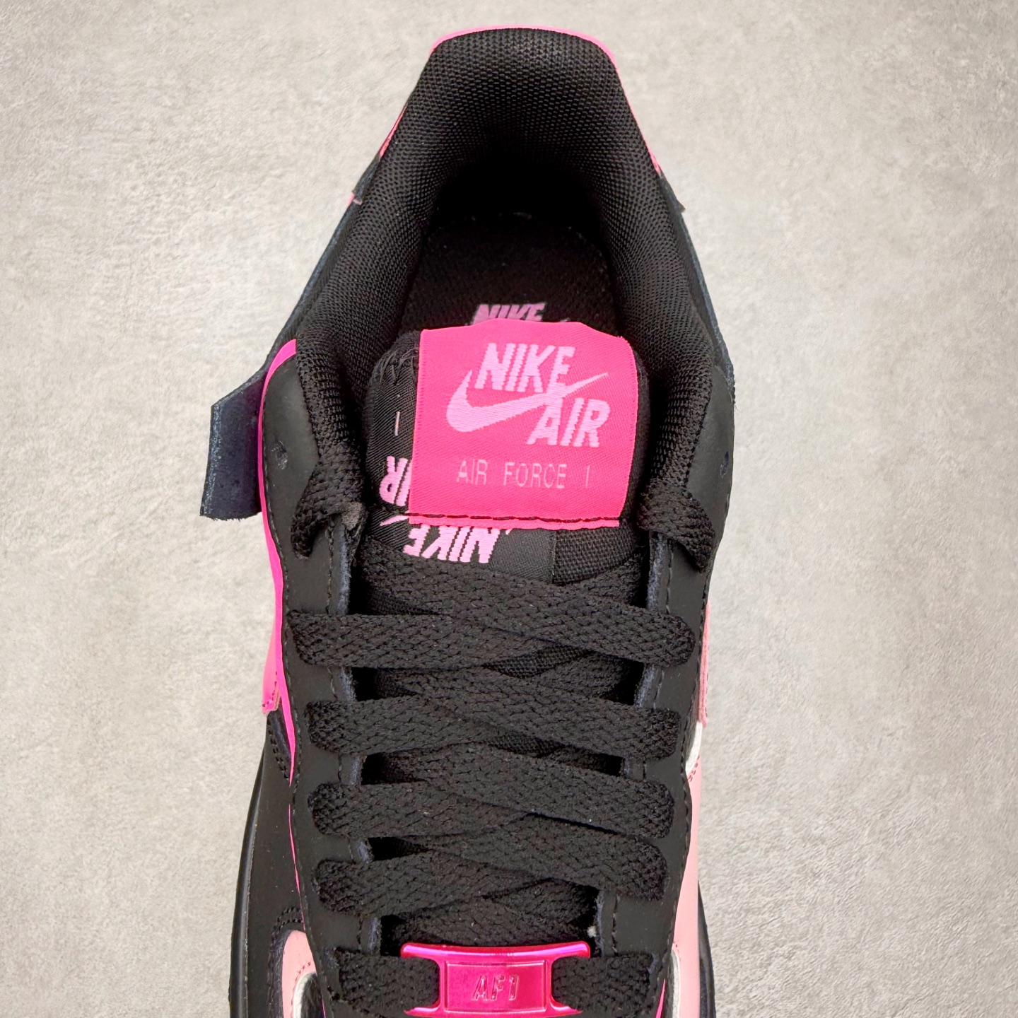 图片[5]-NK Air Force 1´07 Low 空军一号低帮百搭休闲运动板鞋 CI0919-006 柔软、弹性十足的缓震性能和出色的中底设计 横跨复古与现代的外型结合 造就出风靡全球 三十多年的Force 1 直到今天还深受青睐 实拍调校N版已经零色差零失真 百分百还原实物色彩所见即所得 不存在货不对板色差等低级问题 选购参考实物拍摄 不混卖不参货 只用心做好货严格选品 承诺混一赔十 尺码：36 36.5 37.5 38 38.5 39 40 40.5 41 42 42.5 43 44 44.5 45-选品中心