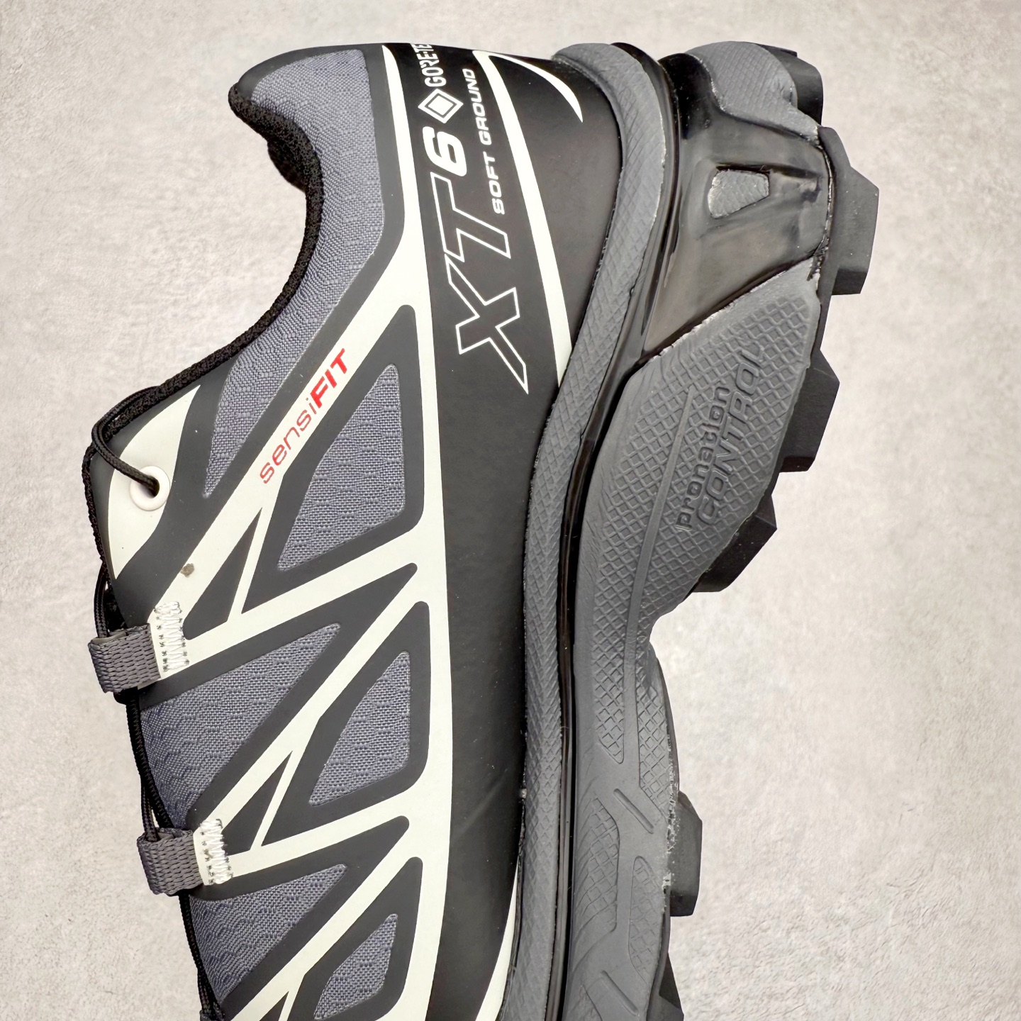 图片[7]-＃绿X/GX Salomon XT-6 萨洛蒙复古潮流户外机能登山跑鞋 纯原外贸平台特供订单 耗时半年巨作 全套原纸板楦头开发 原厂特供网布配套加持 确保原汁原味 完美呈现版型 原档数据独家私模五层组合大底 男女鞋同步官方开发至46.5 原装Ortholite轻量化鞋垫 中底布带钢印编号 原厂TPU锁扣 进口港宝加持 后跟自然饱满 还原公司包裹性 鞋面以“锯齿”状的包裹系统呈现 在基色底之下加入了各种色点缀 将公司的最新技术和时尚前卫的造型融入耐用的长跑款式中 鞋面由 TPU 薄膜制成 并焊接在高耐磨网眼上 使其既时尚又坚固 由 ACS底盘支撑 可增强稳定性和支撑力 以及由橡胶凸耳 Contragrip外底覆盖的 EVA 缓冲中底 旨在应对崎岖的地形 鞋舌上的彩色Salomon 标签、Quicklace 系统以及鞋头、鞋舌和鞋跟上的附加品牌使细节更加完美 让穿着者可以轻松驾驭户外与通勤下的任何运动生活场景 无缝鞋身户外随意纵横 颜值与脚感兼备 出街通勤 绝对非常吸睛 你值得拥有 尺码：36 36.5 37.5 38 38.5 39 40 40.5 41 42 42.5 43 44 44.5 45 46 46.5 注意：偏小1码-选品中心