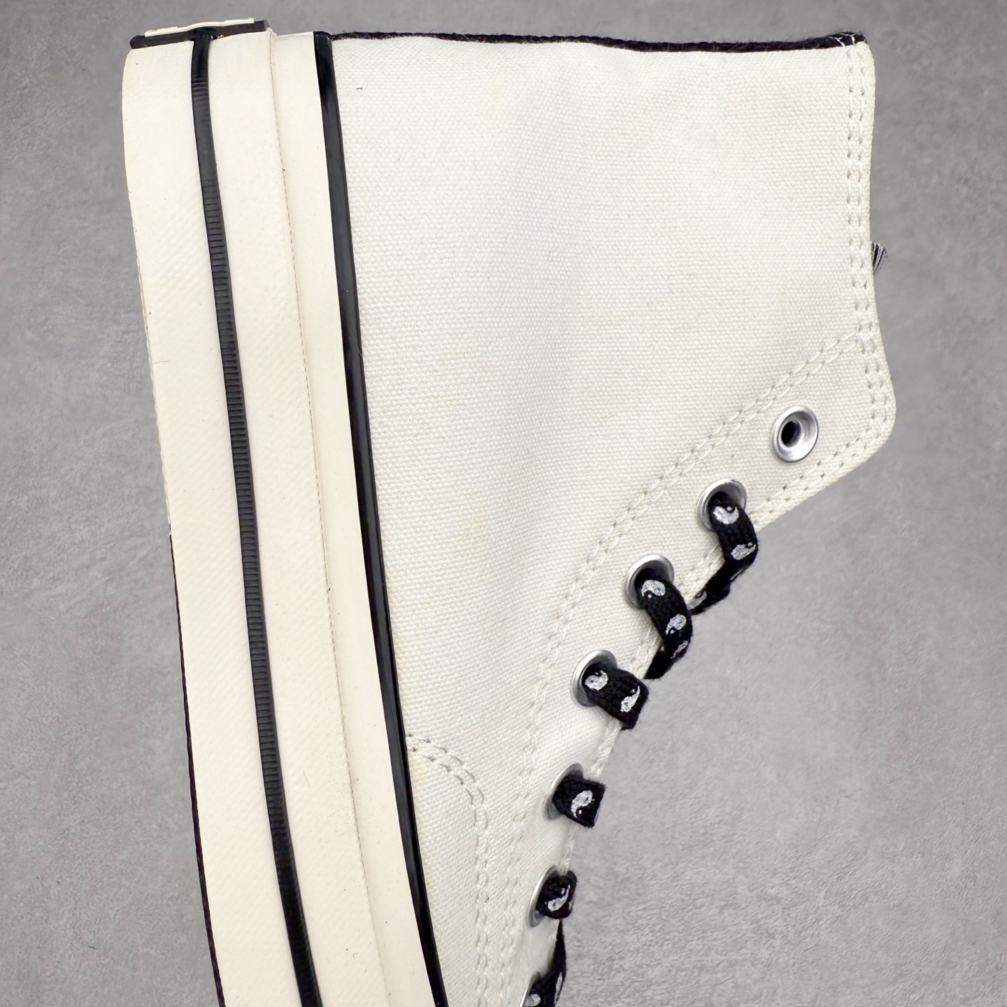 图片[6]-Converse Chuck 1970s 太极白黑 中国元素阴阳太极系列 重磅回归‼️ 鞋款以当下最火的1970s为基础 鞋身采用阴阳拼色设计 鞋底半月黑白构造阴阳太极图案 鞋带印上太极阴阳阵 细节满满 尺码：35 36 36.5 37 37.5 38 39 39.5 40 41 41.5 42 42.5 43 44-选品中心