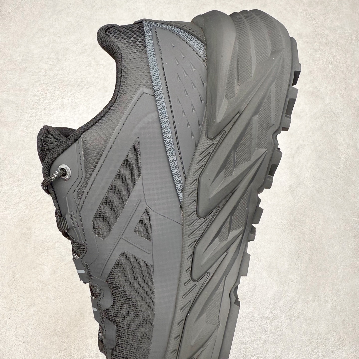 图片[7]-凯乐石 KAILAS 山行2代 GTX 25款舒适缓冲徒步 织物TPU减震防滑透气包裹性轻便低帮超强抓地力越野跑步鞋 KAILAS凯乐石品牌是全球三大全系攀登品牌之一，于2003年创立于中国广州，致力于为有攀登梦想的户外运动员及爱好者，研发制造功能性专业装备，满足他们在极限环境下安全舒适的需求，凯乐石专注于科技面料的开发及专业功能设计，产品线覆盖登山、攀岩、徒步、越野跑山、露营、旅行等多项户外运动，通过运动员的测试反馈，不断进化迭代，产品荣获国内外大奖71座，发明专利21个，更突破性的自主研发攀登器械，打造出中国的攀登硬实力。实拍调校N版已经零色差零失真 百分百还原实物色彩所见即所得 不存在货不对板色差等低级问题 选购参考实物拍摄 不混卖不参货 只用心做好货严格选品 承诺混一赔十 尺码：36 36.5 37.5 38 38.5 39 40 40.5 41 42 42.5 43 44 44.5 45-选品中心