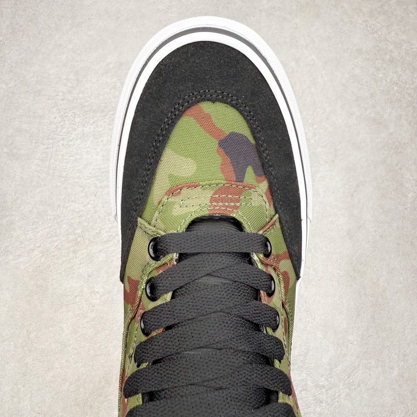 图片[4]-Vans Skate Half Cab 黑迷彩 美式复古休闲中帮休闲职业滑板鞋 货号： VN000DZ3BLK 尺码：36 36.5 37 38 38.5 39 40 40.5 41 42 42.5 43 44-选品中心