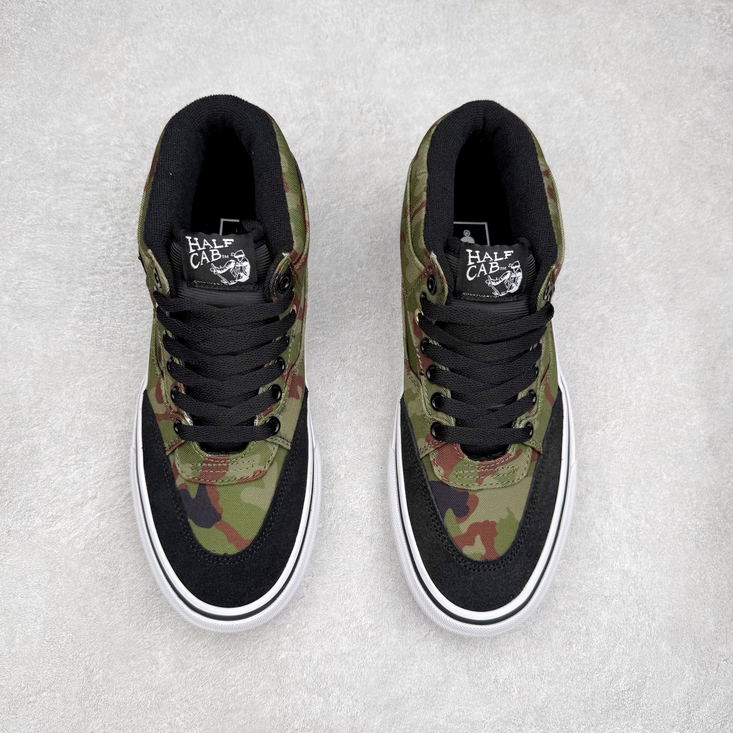 图片[2]-Vans Skate Half Cab 黑迷彩 美式复古休闲中帮休闲职业滑板鞋 货号： VN000DZ3BLK 尺码：36 36.5 37 38 38.5 39 40 40.5 41 42 42.5 43 44-选品中心