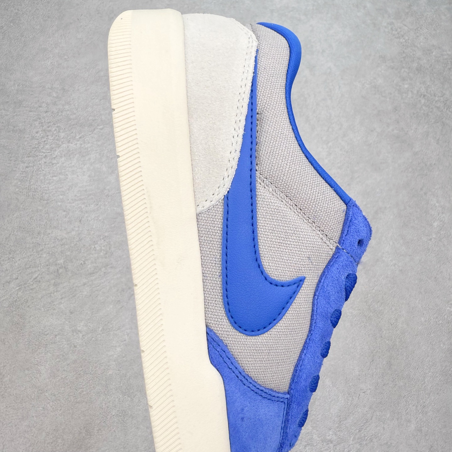 图片[6]-NK SB Force 58 空军58系列低帮休闲运动滑板板鞋 DV5477-011 鞋面由帆布和麂皮拼接 层次感丰富 搭配硫化外底 耐磨耐穿 鞋舌及中底后跟处饰有SB Logo 表明鞋款身份 采用包边设计 经久耐穿 硫化结构则有效提升灵活性 穿上这款全新推出的创意力作 助你耀动街头 尺码：36 36.5 37.5 38 38.5 39 40 40.5 41 42 42.5 43 44 45-选品中心