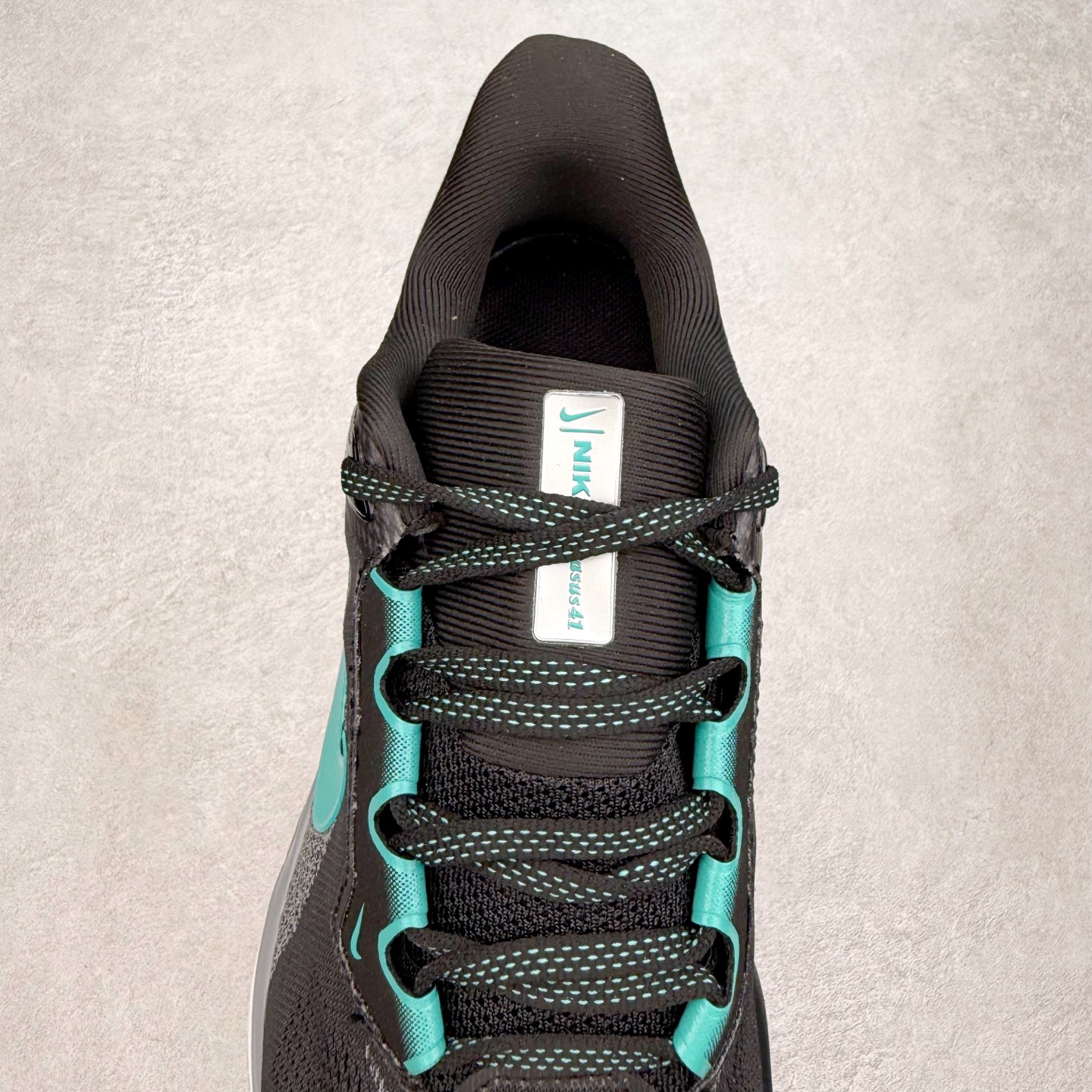 图片[5]-＃特价福利 NK Zoom Pegasus 飞马41代马拉松系列网面透气缓震疾速跑鞋 拥有 Zoom Air 一如既往的稳定感和流畅感 鞋面采用工程网眼设计 为特定高热区域营造出色透气性 进一步增加鞋面的穿孔数量 让足部能够快速散热 中足搭配 Flywire 飞线 在高速运动时营造舒适稳定的贴合感 内置Zoon气垫加持 动力十足 尺码：36 36.5 37.5 38 38.5 39 40 40.5 41 42 42.5 43 44 44.5 45-选品中心