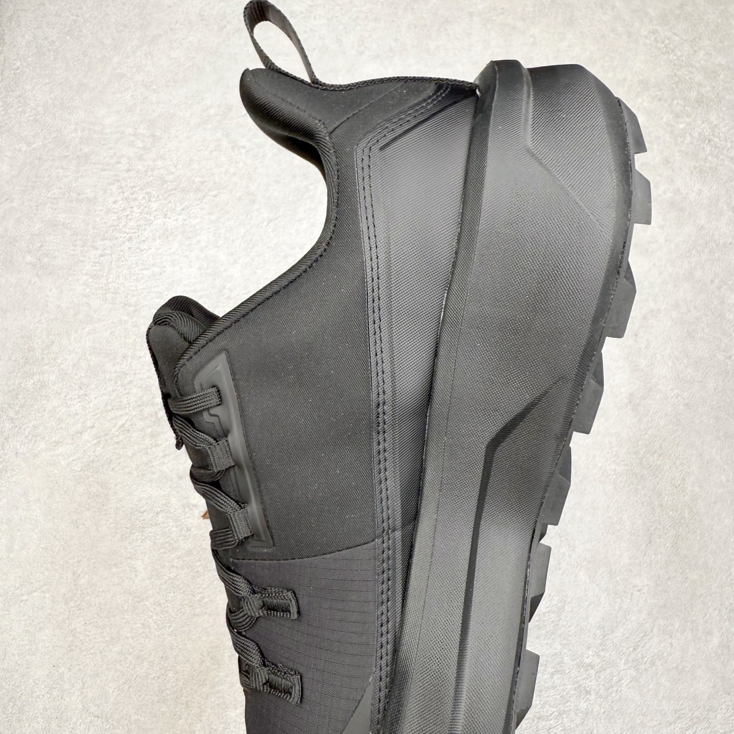 图片[7]-MAMMUT猛犸象 Aenergy 舒适百搭 耐磨防滑 低帮徒步鞋 MAMMUT是高山运动、登山和户外运动装备品牌，其产品以可靠的质量和创新的设计领导着世界潮流，MAMMUT代表着最高的安全性，其产品线几乎覆盖所有户外领域，依靠其产品安全可靠的性能以及丰富的产品线而享誉全球。实拍调校N版已经零色差零失真 百分百还原实物色彩所见即所得 不存在货不对板色差等低级问题 选购参考实物拍摄 不混卖不参货 只用心做好货严格选品 承诺混一赔十 尺码：36 36.5 37.5 38 38.5 39 40 40.5 41 42 42.5 43 44 44.5 45-选品中心