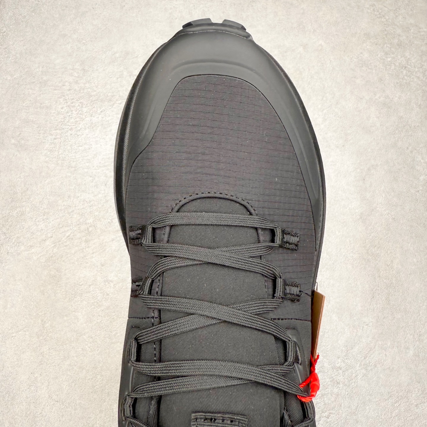 图片[4]-MAMMUT猛犸象 Aenergy 舒适百搭 耐磨防滑 低帮徒步鞋 MAMMUT是高山运动、登山和户外运动装备品牌，其产品以可靠的质量和创新的设计领导着世界潮流，MAMMUT代表着最高的安全性，其产品线几乎覆盖所有户外领域，依靠其产品安全可靠的性能以及丰富的产品线而享誉全球。实拍调校N版已经零色差零失真 百分百还原实物色彩所见即所得 不存在货不对板色差等低级问题 选购参考实物拍摄 不混卖不参货 只用心做好货严格选品 承诺混一赔十 尺码：36 36.5 37.5 38 38.5 39 40 40.5 41 42 42.5 43 44 44.5 45-选品中心