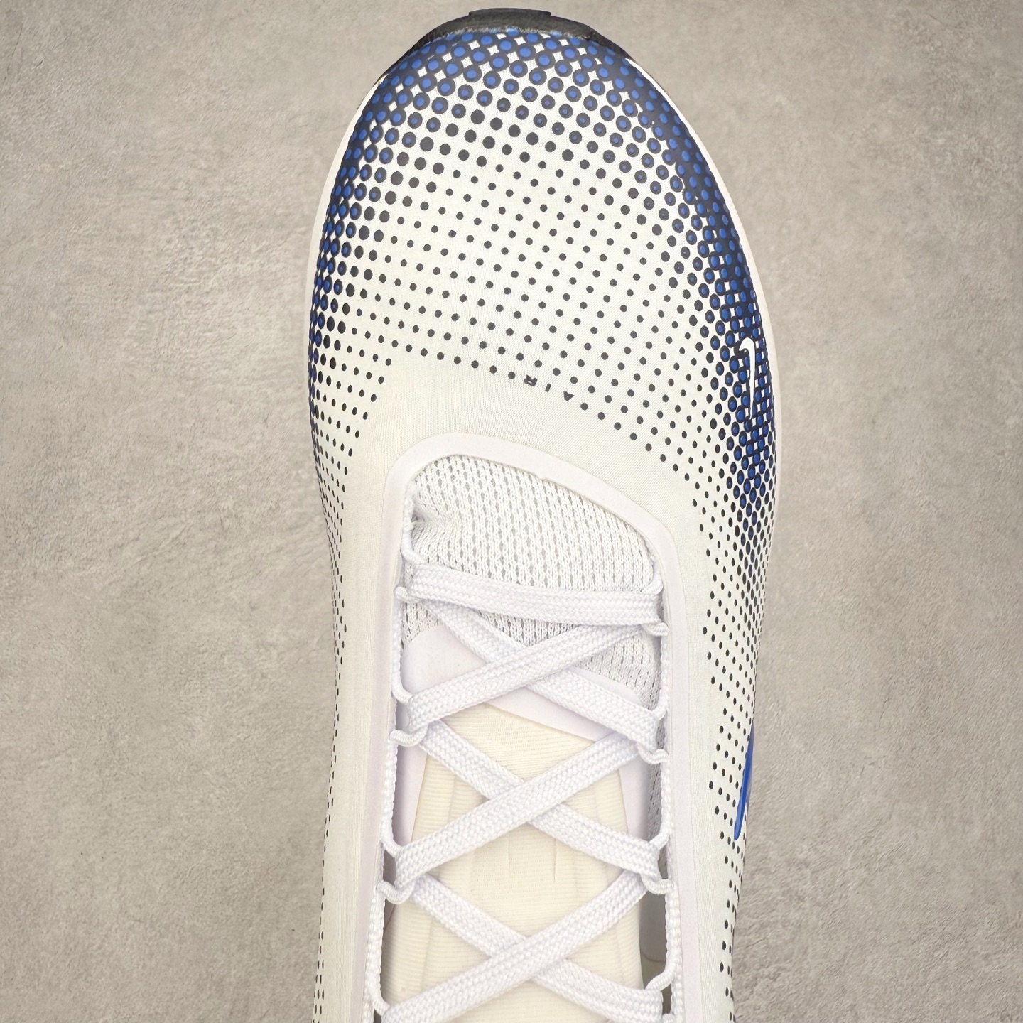 图片[4]-NK Air Max Phoenix 百搭舒适耐磨气垫低帮跑步鞋 FZ5307-101 实拍调校N版已经零色差零失真 百分百还原实物色彩所见即所得 不存在货不对板色差等低级问题 选购参考实物拍摄 不混卖不参货 只用心做好货严格选品 承诺混一赔十 尺码：36 36.5 37.5 38 38.5 39 40 40.5 41 42 42.5 43 44 44.5 45-选品中心