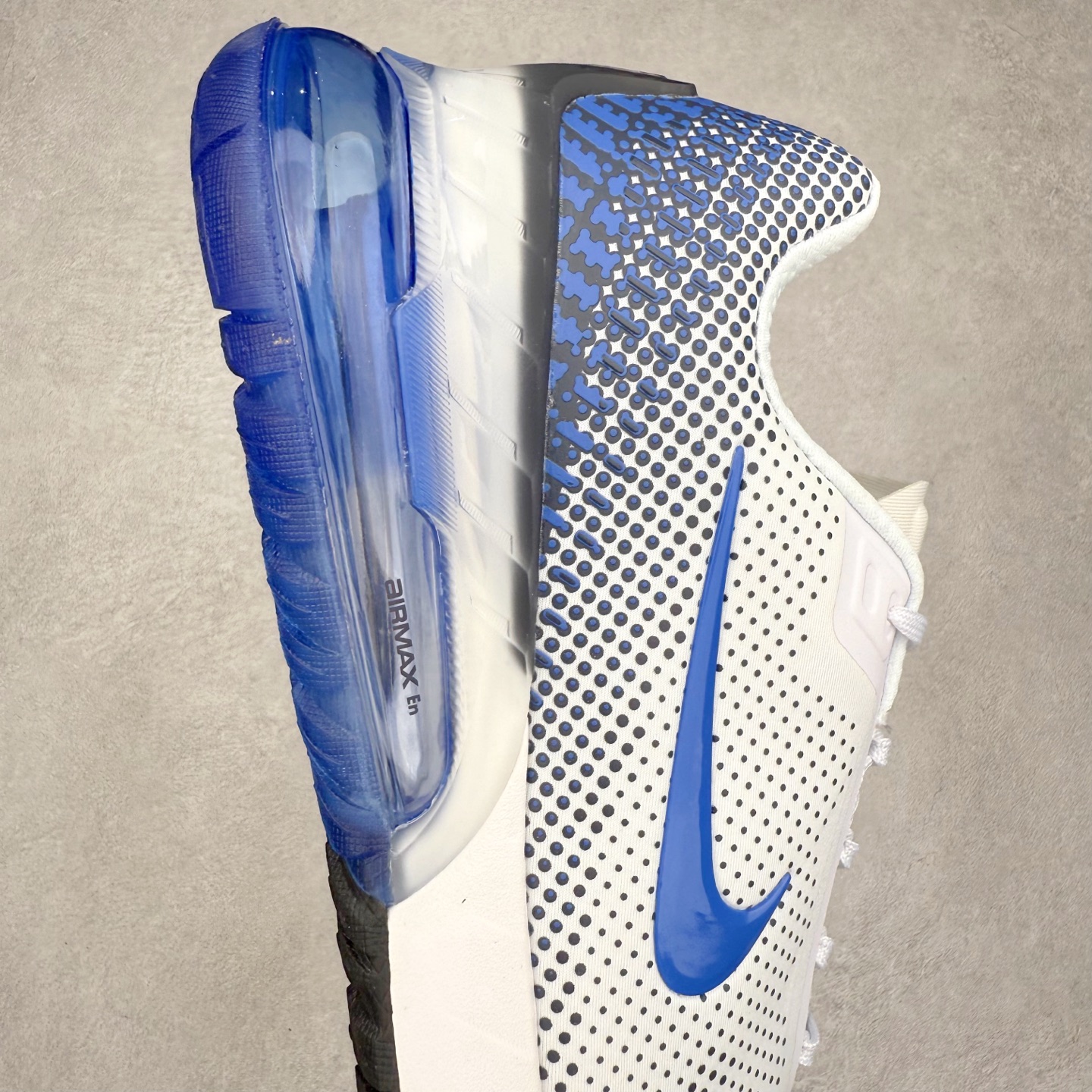 图片[6]-NK Air Max Phoenix 百搭舒适耐磨气垫低帮跑步鞋 FZ5307-101 实拍调校N版已经零色差零失真 百分百还原实物色彩所见即所得 不存在货不对板色差等低级问题 选购参考实物拍摄 不混卖不参货 只用心做好货严格选品 承诺混一赔十 尺码：36 36.5 37.5 38 38.5 39 40 40.5 41 42 42.5 43 44 44.5 45-选品中心