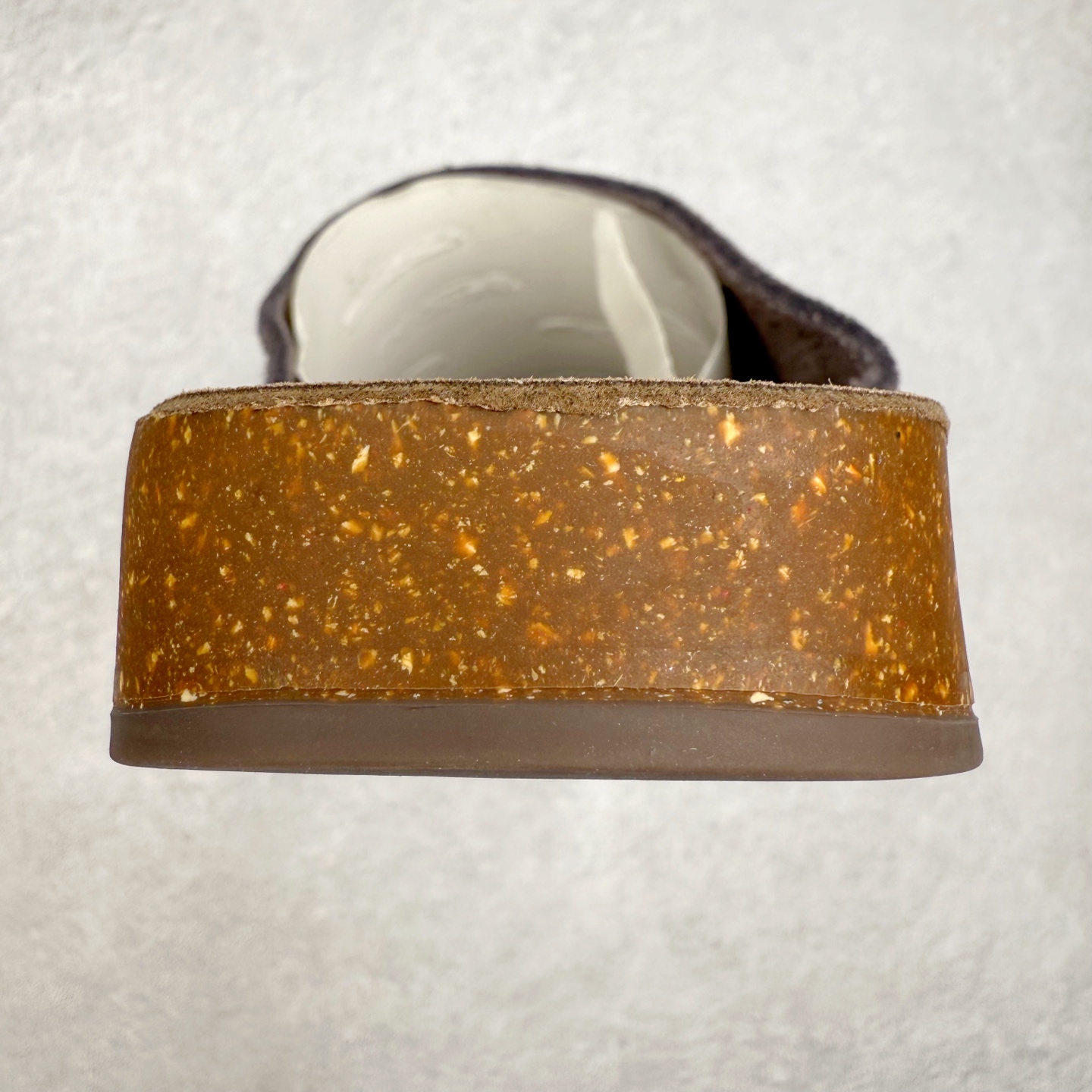 图片[8]-AD Originals Adimule 舒适百搭防磨包头拖鞋 男女同款 实拍调校N版已经零色差零失真 百分百还原实物色彩所见即所得 不存在货不对板色差等低级问题 选购参考实物拍摄 不混卖不参货 只用心做好货严格选品 承诺混一赔十 尺码：36 36.5 37.5 38 38.5 39 40 40.5 41 42 42.5 43 44 44.5 45-选品中心