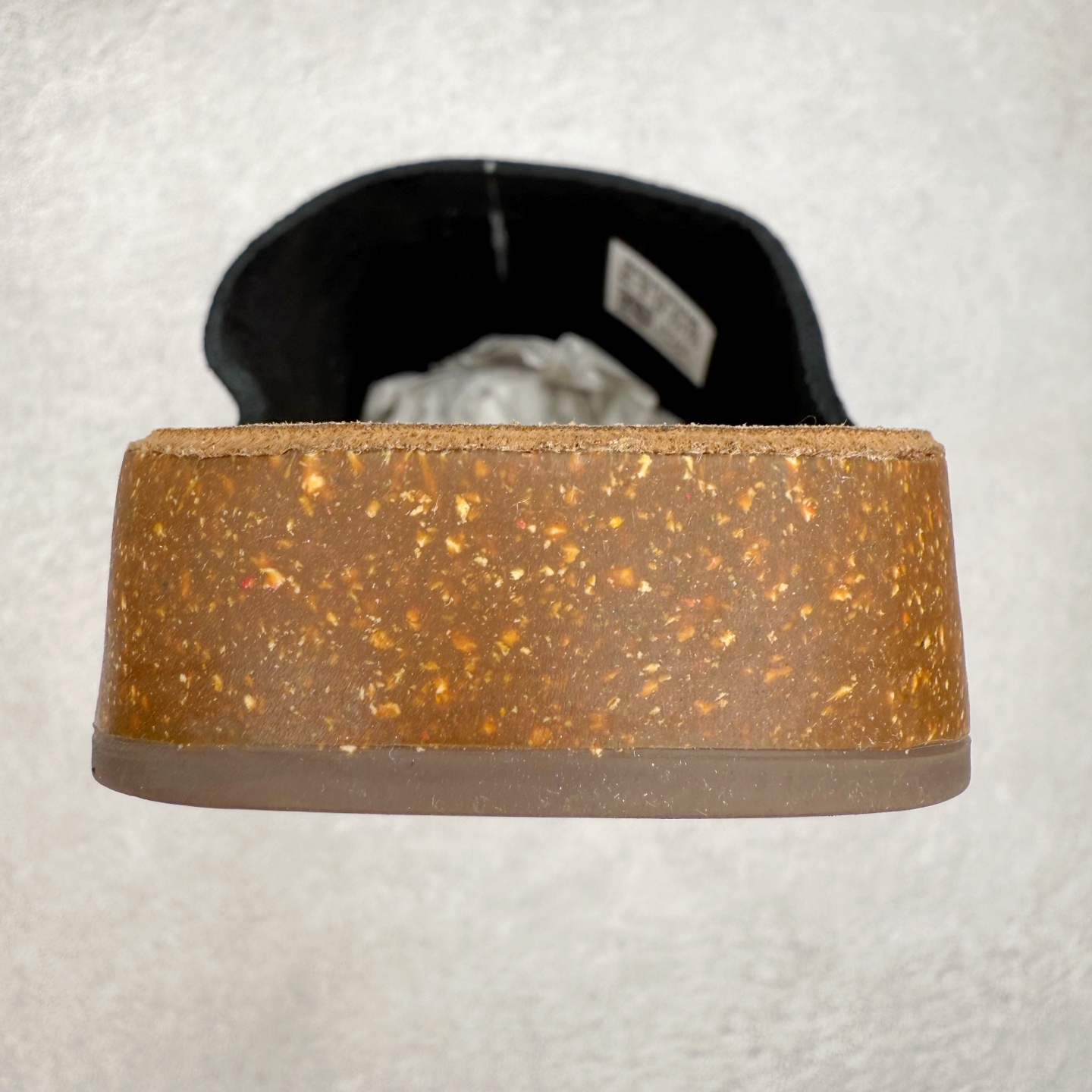 图片[8]-AD Originals Adimule 舒适百搭防磨包头拖鞋 男女同款 实拍调校N版已经零色差零失真 百分百还原实物色彩所见即所得 不存在货不对板色差等低级问题 选购参考实物拍摄 不混卖不参货 只用心做好货严格选品 承诺混一赔十 尺码：36 36.5 37.5 38 38.5 39 40 40.5 41 42 42.5 43 44 44.5 45-选品中心