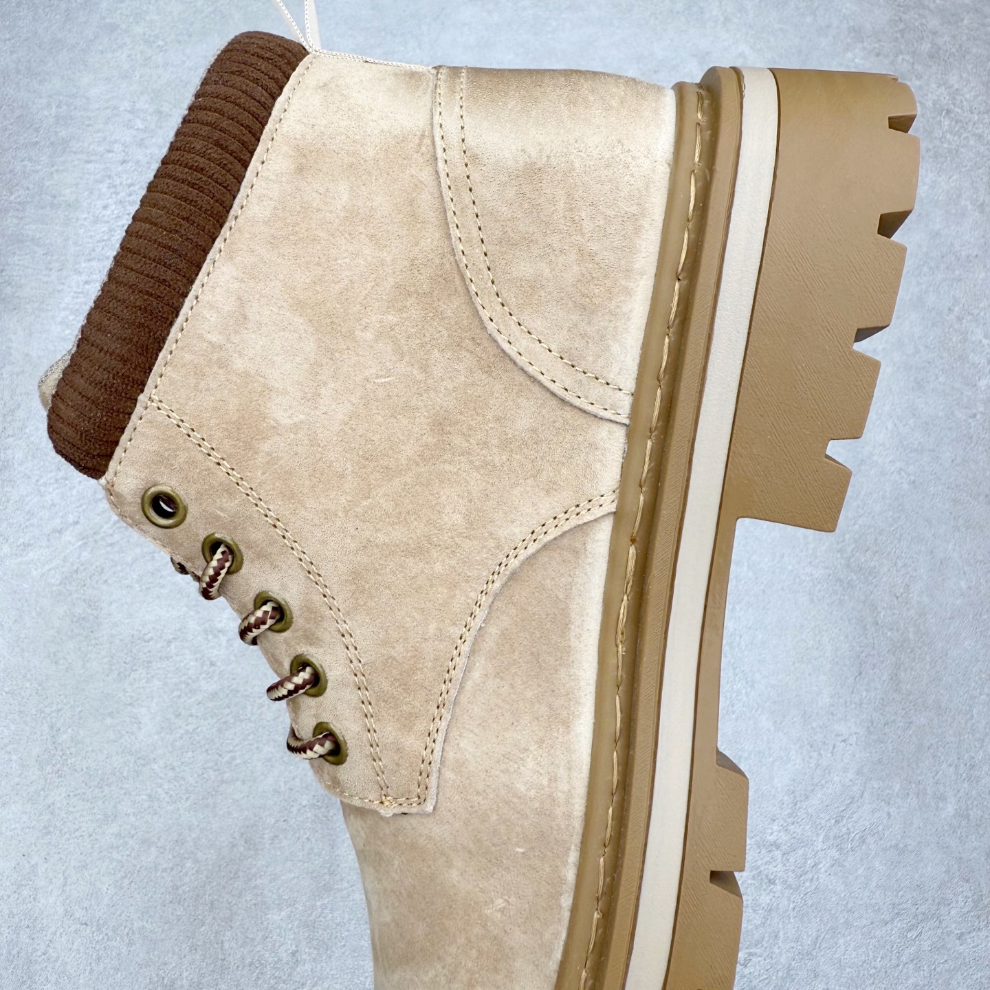 图片[7]-Timberland添柏岚/天伯伦户外中帮休闲大黄靴系列 广东大厂品质 原盒原包装 面料采用意大利🇮🇹顶级磨砂细纹牛皮 搭配防臭防腐真皮乳胶鞋垫 给您完美的穿着体验 质量考究耐穿 型男必备 专治不帅 高品质脚感一流 尺码：38 39 40 41 42 43 44（皮鞋码）-选品中心