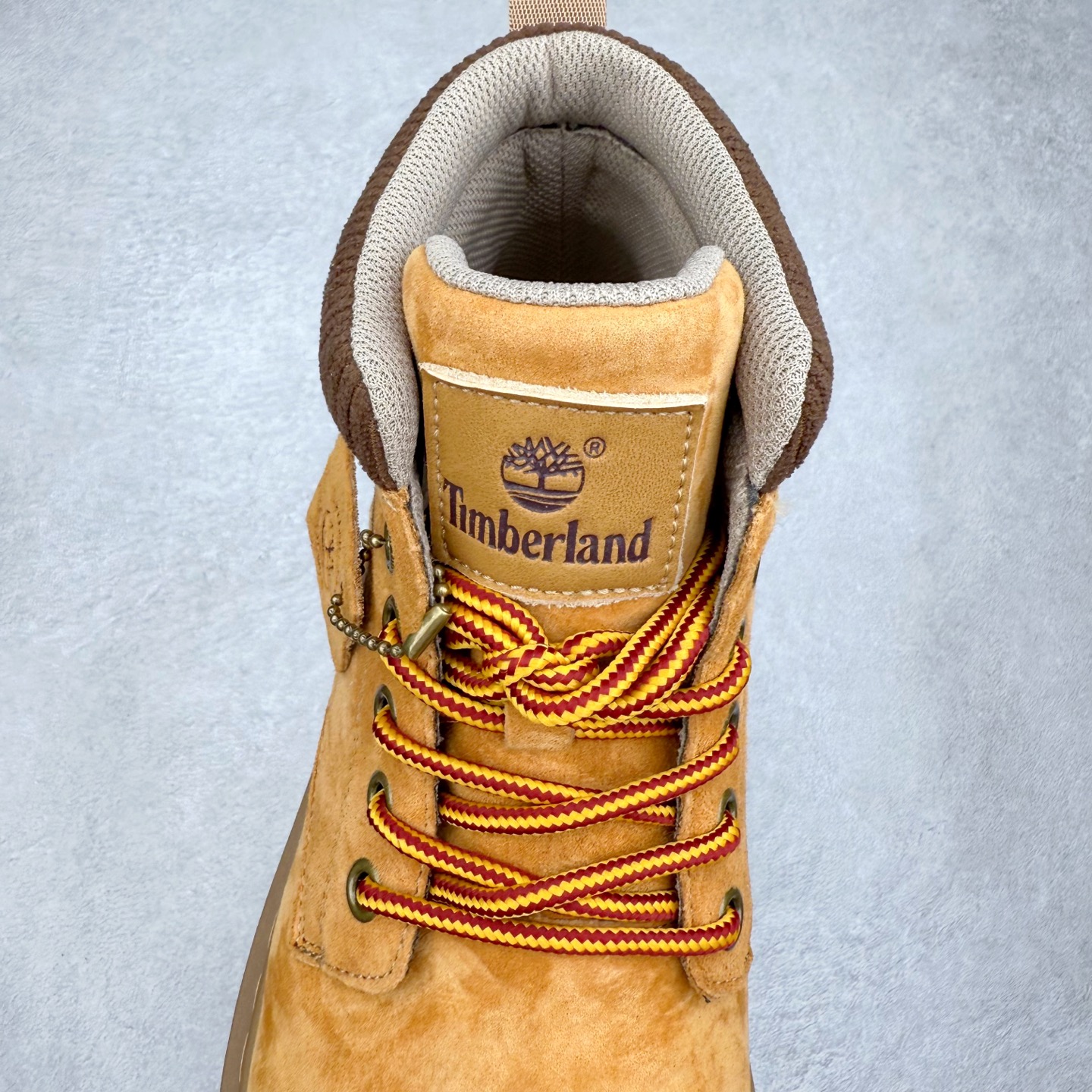 图片[5]-Timberland添柏岚/天伯伦户外中帮休闲大黄靴系列 广东大厂品质 原盒原包装 面料采用意大利🇮🇹顶级磨砂细纹牛皮 搭配防臭防腐真皮乳胶鞋垫 给您完美的穿着体验 质量考究耐穿 型男必备 专治不帅 高品质脚感一流 尺码：38 39 40 41 42 43 44（皮鞋码）-选品中心