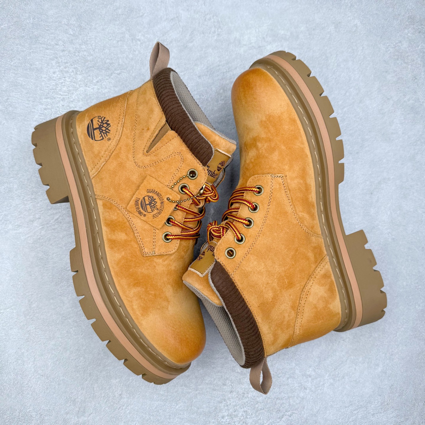 图片[3]-Timberland添柏岚/天伯伦户外中帮休闲大黄靴系列 广东大厂品质 原盒原包装 面料采用意大利🇮🇹顶级磨砂细纹牛皮 搭配防臭防腐真皮乳胶鞋垫 给您完美的穿着体验 质量考究耐穿 型男必备 专治不帅 高品质脚感一流 尺码：38 39 40 41 42 43 44（皮鞋码）-选品中心