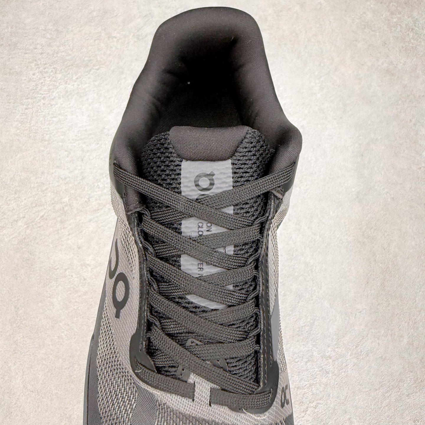 图片[5]-On昂跑 Cloudsurfer Next Z5 舒适柔软低帮跑步鞋 此运动品牌 开创于2010年 缓震着陆、强效回弹、轻柔质感的设计构思始终是ON研制关键 与此同时基于“为全球提供革新性的跑步感受”信念 陆续推出了多款跑鞋及其以专业运动人体跑步工程学为设计关键的功能性跑步服饰设备 让跑者不费力气地畅快畅跑 尺码：36 36.5 37.5 38 38.5 39 40 40.5 41 42 42.5 43 44 44.5 45-选品中心