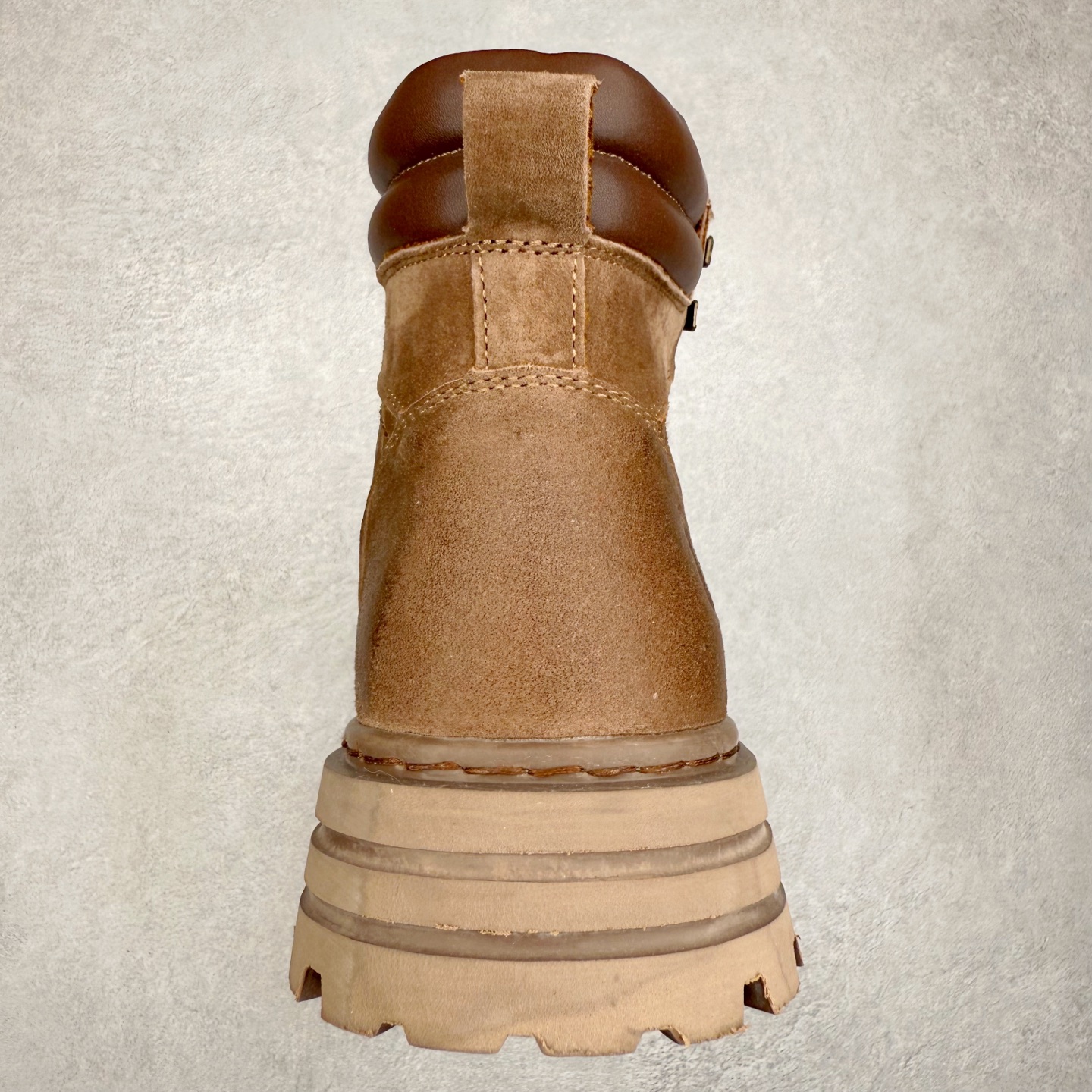 图片[8]-CAT卡特 户外工装轻底休闲马丁靴大黄靴系列 广东大厂品质 全新工艺升级 全鞋真牛皮材料 大底到五金都是代工厂原材料制作 同原版固特异永不开胶工艺 好货不杀猪 首单质量严格把控 全网独家首发 品质毋庸置疑 全套官网统一包装 今年冬季防寒户外专用 日常随意搭配 尺码：39 40 41 42 43 44（皮鞋码）-选品中心