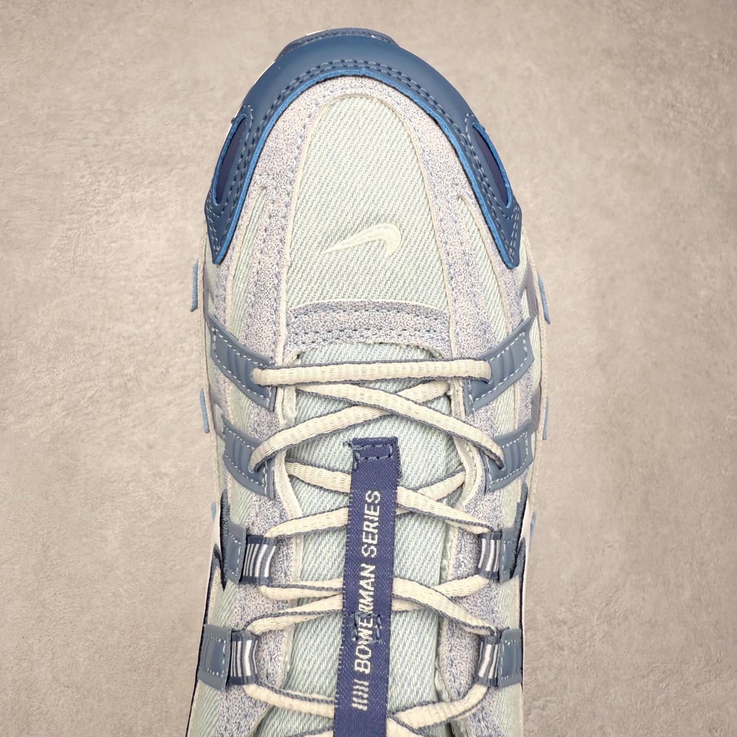 图片[4]-NK P-6000 系列低帮复古老爹风休闲运动舒适慢跑鞋 IH3646-499 融合 Pegasus 过往运动鞋设计 助力 21 世纪早期跑步运动跃升时尚新高度 采用透气网眼布、运动风格线条和耐穿覆面 兼具吸睛外观和舒适感受 中底泡绵以田径赛道为灵感 打造厚实设计 缔造出众缓震性能 尺码：36 36.5 37.5 38 38.5 39 40 40.5 41 42 42.5 43 44 44.5 45-选品中心