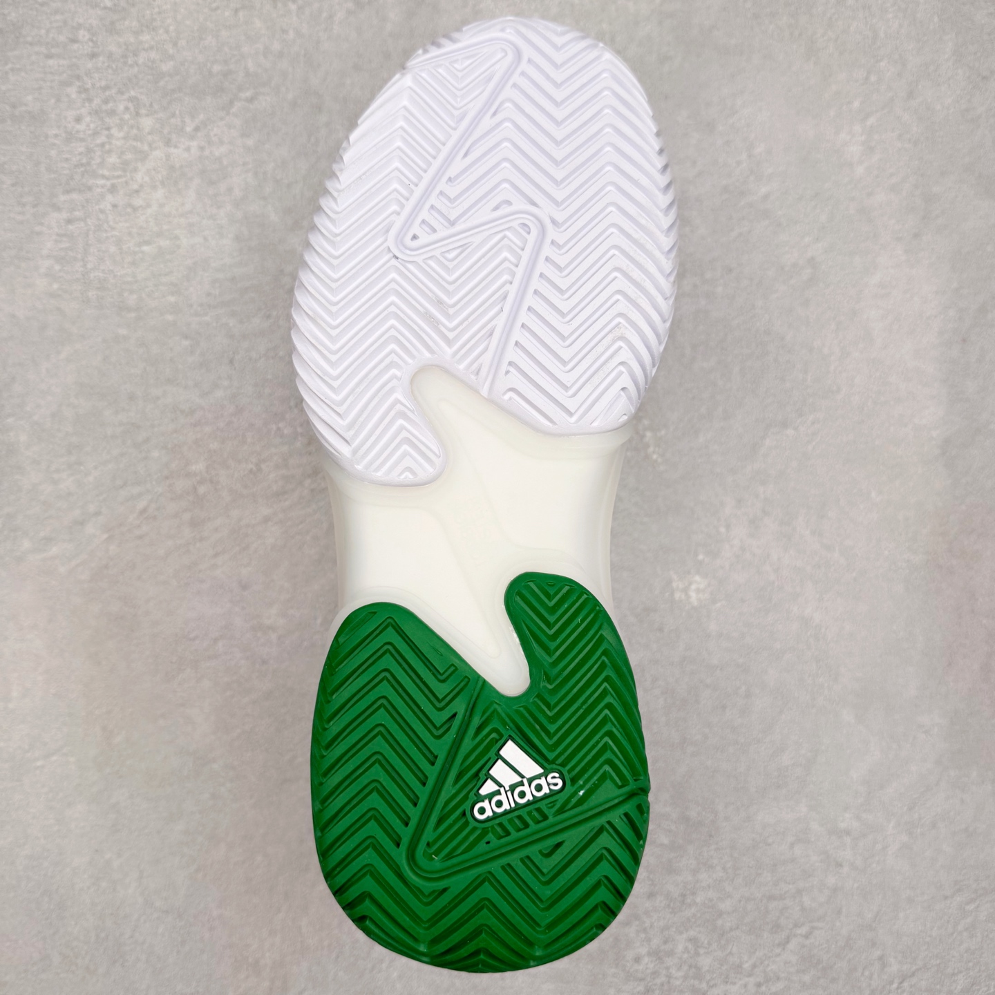 图片[9]-AD Barricade 13 M LEATHER 百搭舒适防滑耐磨低帮网球鞋 实拍调校N版已经零色差零失真 百分百还原实物色彩所见即所得 不存在货不对板色差等低级问题 选购参考实物拍摄 不混卖不参货 只用心做好货严格选品 承诺混一赔十 尺码：36 36.5 37.5 38 38.5 39 40 40.5 41 42 42.5 43 44 44.5 45-选品中心