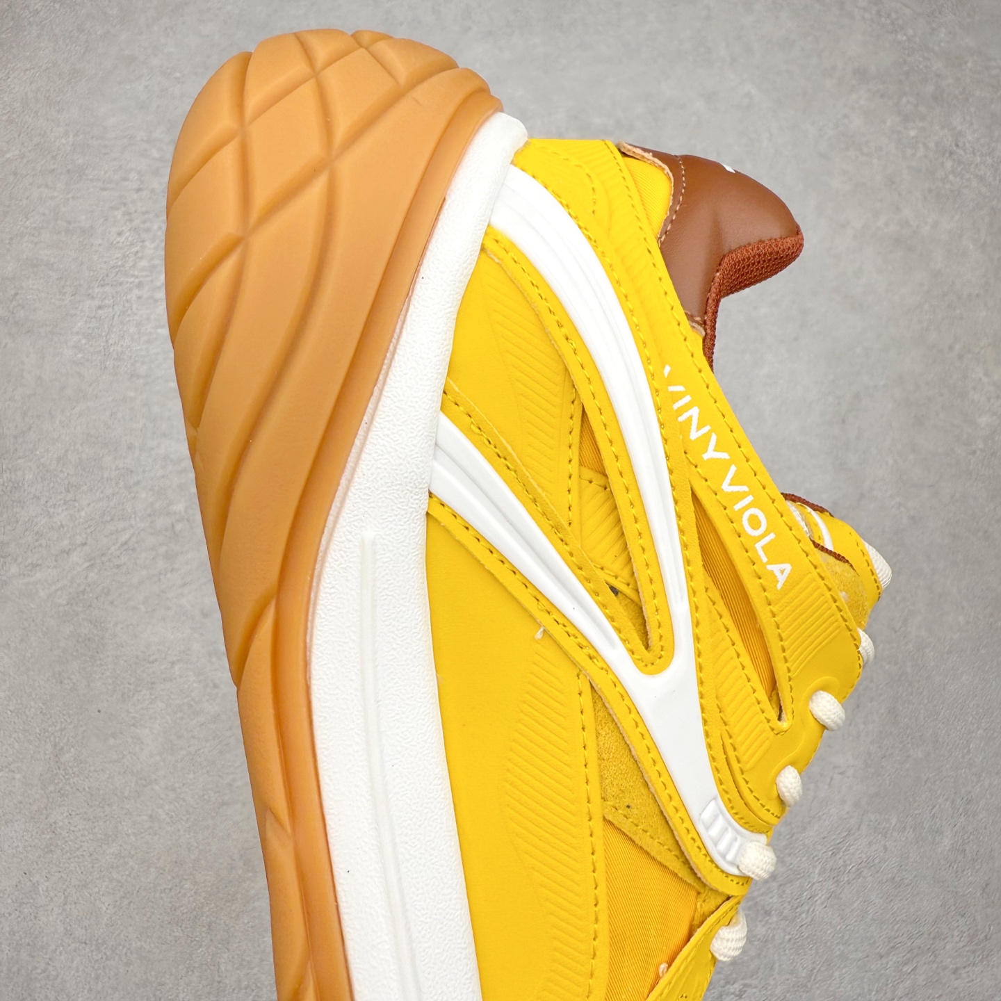 图片[6]-【檀健次杨洋IU李知恩同款】 VINYVIOLA维尼维拉 GAT系列厚底德训鞋 上脚包裹性真的不要太舒适 透气不闷脚➕减震效果也很舒适 侧边的流动线条也很有美感～ 不管日常通勤还是时尚出街，回头率💯～ 尺码：35 36 37 38 39 40-选品中心