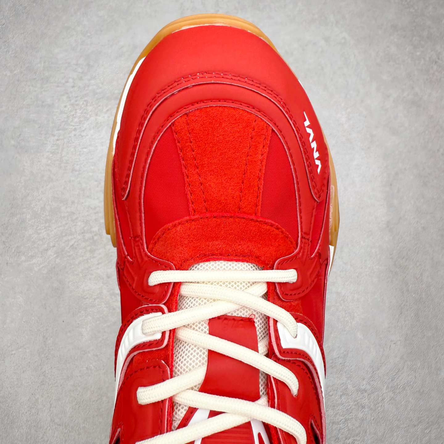 图片[4]-【檀健次杨洋IU李知恩同款】 VINYVIOLA维尼维拉 GAT系列厚底德训鞋 上脚包裹性真的不要太舒适 透气不闷脚➕减震效果也很舒适 侧边的流动线条也很有美感～ 不管日常通勤还是时尚出街，回头率💯～ 尺码：35 36 37 38 39 40-选品中心