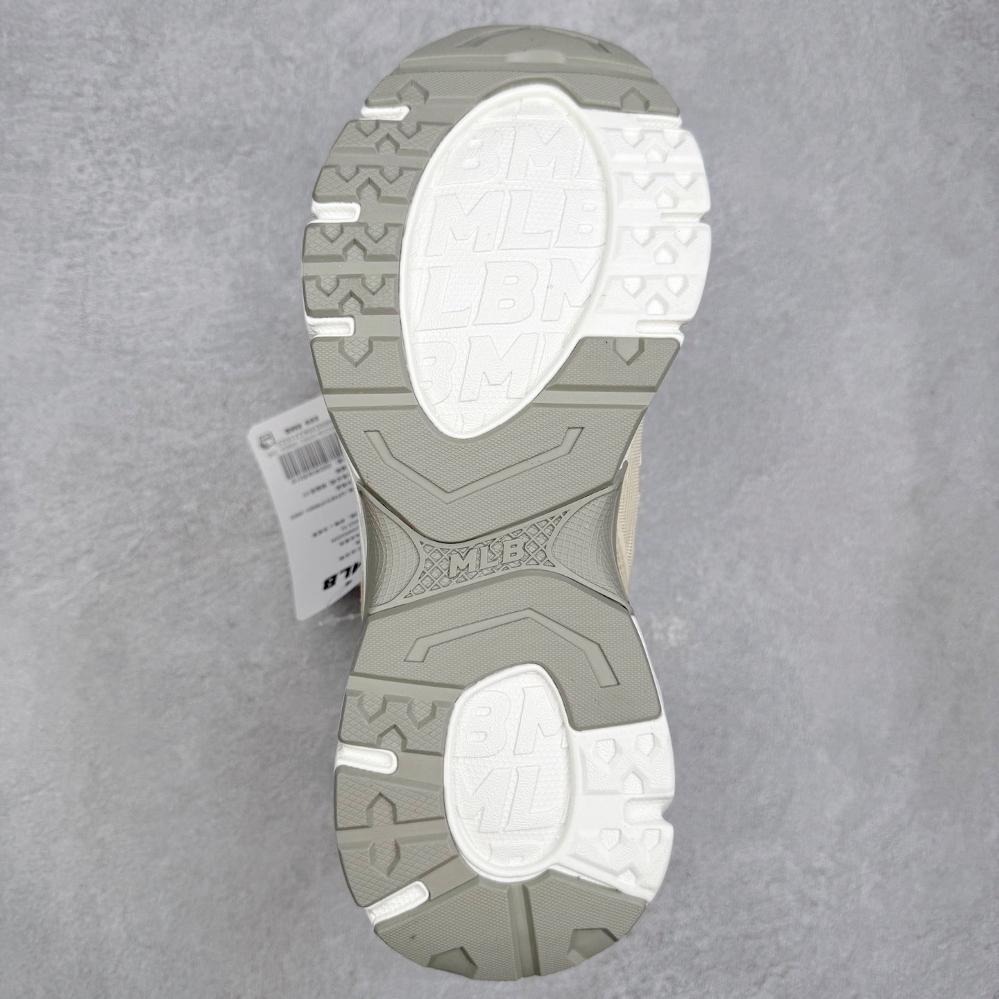 图片[9]-MLB TROPHY RUNNER 织物合成革 潮流时尚百搭复古撞色大Logo情侣运动网面 减震耐磨透气 低帮 生活休闲鞋 男女同款 实拍调校N版已经零色差零失真 百分百还原实物色彩所见即所得 不存在货不对板色差等低级问题 选购参考实物拍摄 不混卖不参货 只用心做好货严格选品 承诺混一赔十 尺码：36 36.5 37.5 38 38.5 39 40 40.5 41 42 42.5 43 44 44.5 45-选品中心