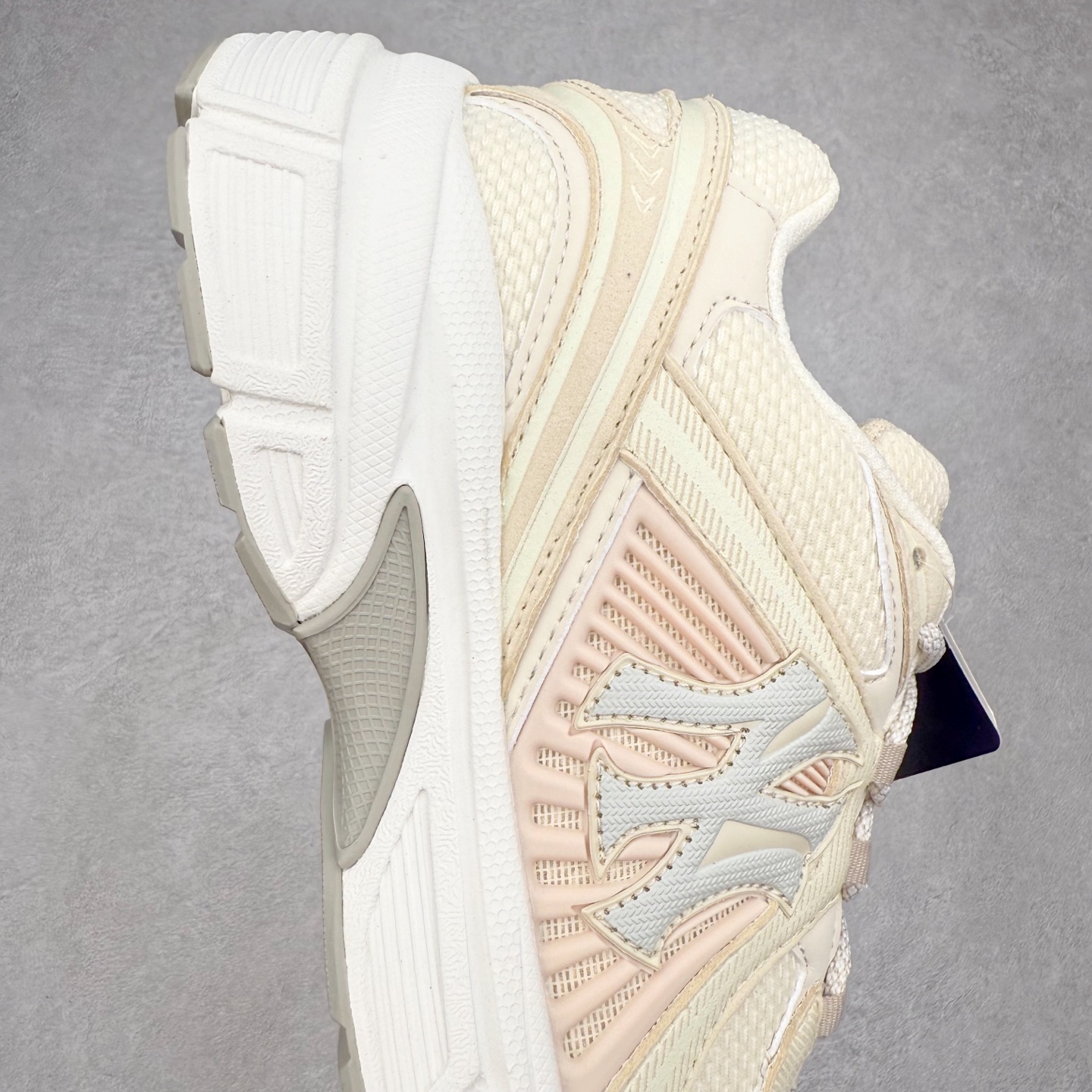 图片[6]-MLB TROPHY RUNNER 织物合成革 潮流时尚百搭复古撞色大Logo情侣运动网面 减震耐磨透气 低帮 生活休闲鞋 男女同款 实拍调校N版已经零色差零失真 百分百还原实物色彩所见即所得 不存在货不对板色差等低级问题 选购参考实物拍摄 不混卖不参货 只用心做好货严格选品 承诺混一赔十 尺码：36 36.5 37.5 38 38.5 39 40 40.5 41 42 42.5 43 44 44.5 45-选品中心