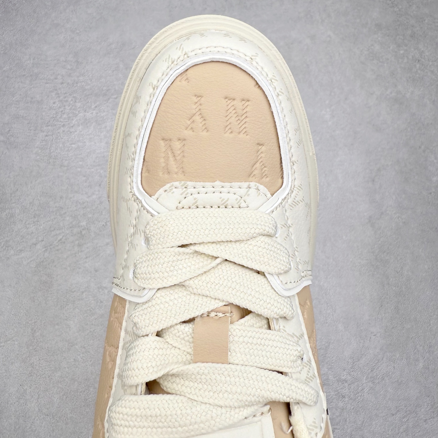 图片[4]-MLB Chunky Liner Basic 复古印花学长鞋系列低帮轻量增高厚底百搭休闲运动慢跑鞋板鞋 Korea韩国联名NY美国榄球纽约洋基队限定 韩国代购专供 全套原楦原纸板原厂数据开发 正确中底拉帮中底网布细节 平台代购专供 左脚内置芯片 韩国代购吊牌标贴 独家一比一RB+MD组合大底 高频后跟小人Logo精准对位立体饱满 正确网布加超迁鞋面 转印中底走线紧密 转印Logo工艺表层防刮不掉色 尺码：35 36 36.5 37.5 38 38.5 39 40 40.5 41 42 42.5 43 44 45-选品中心